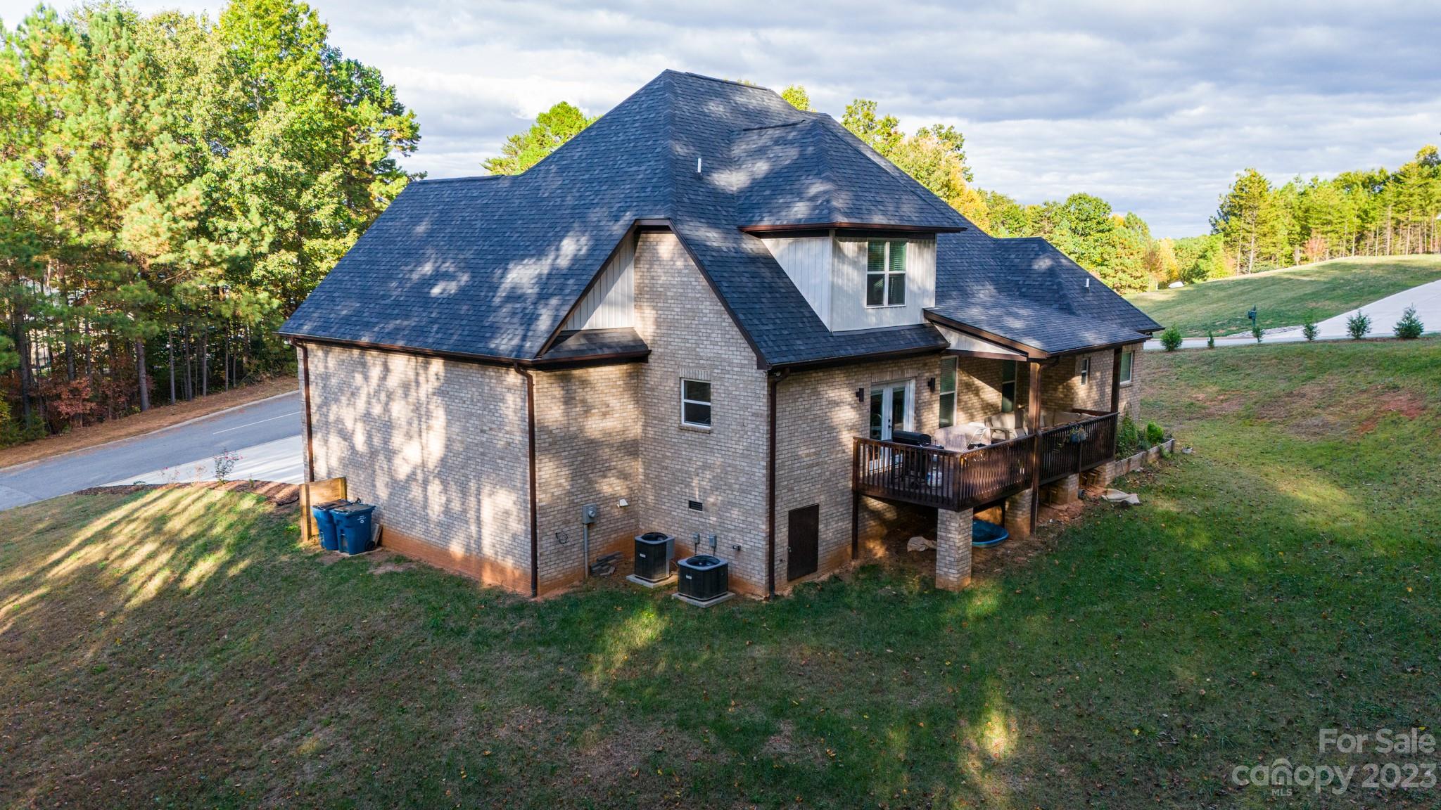 180 Winwood Circle