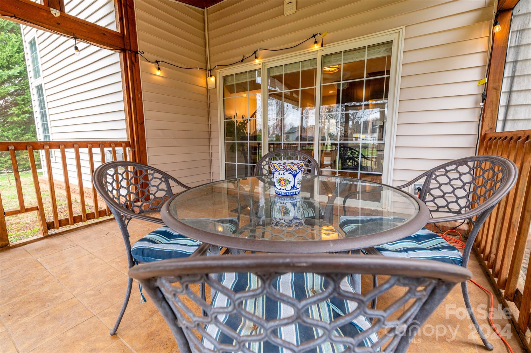 1446 Sweetbriar Lane