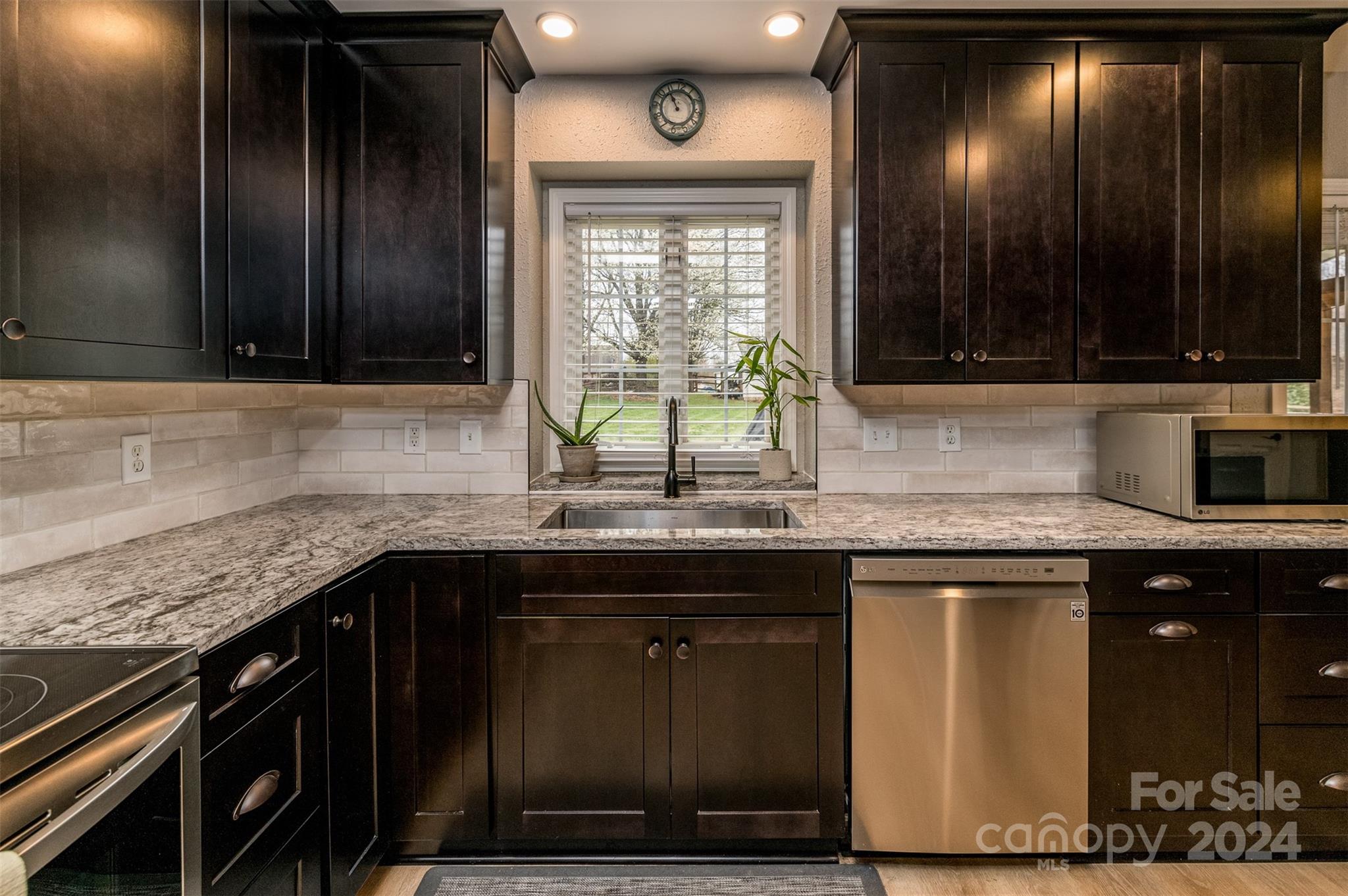 1446 Sweetbriar Lane