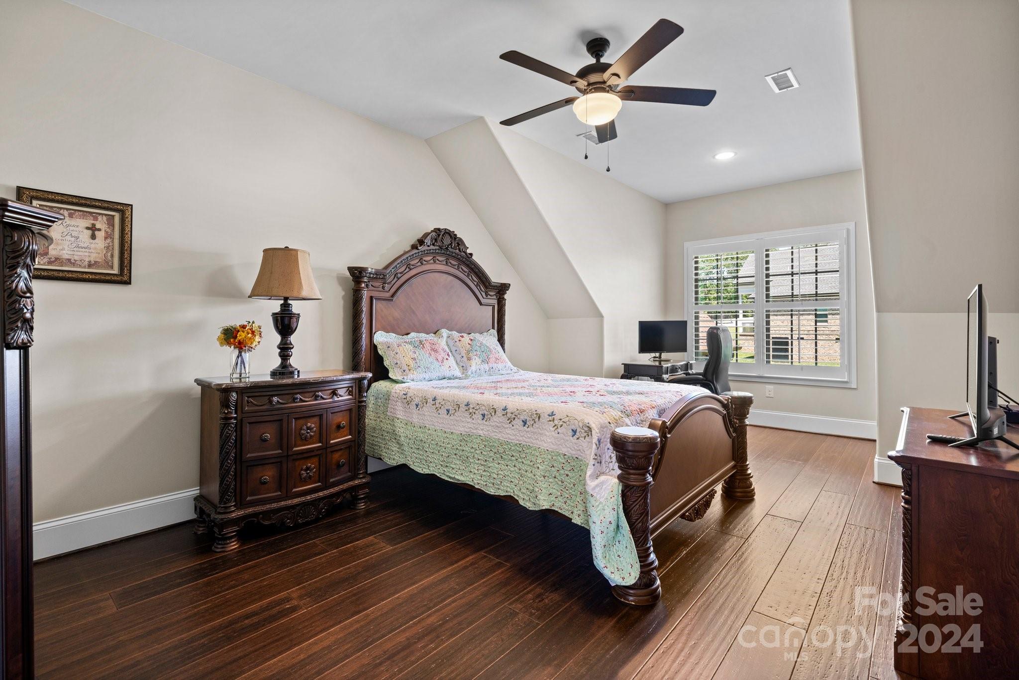 5160 Meadow Park Lane
