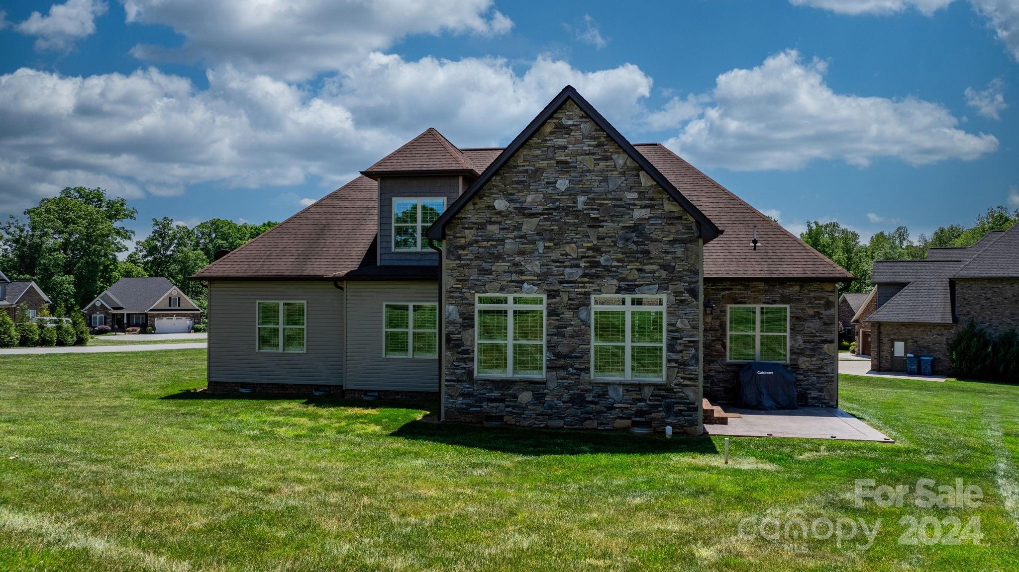 5160 Meadow Park Lane