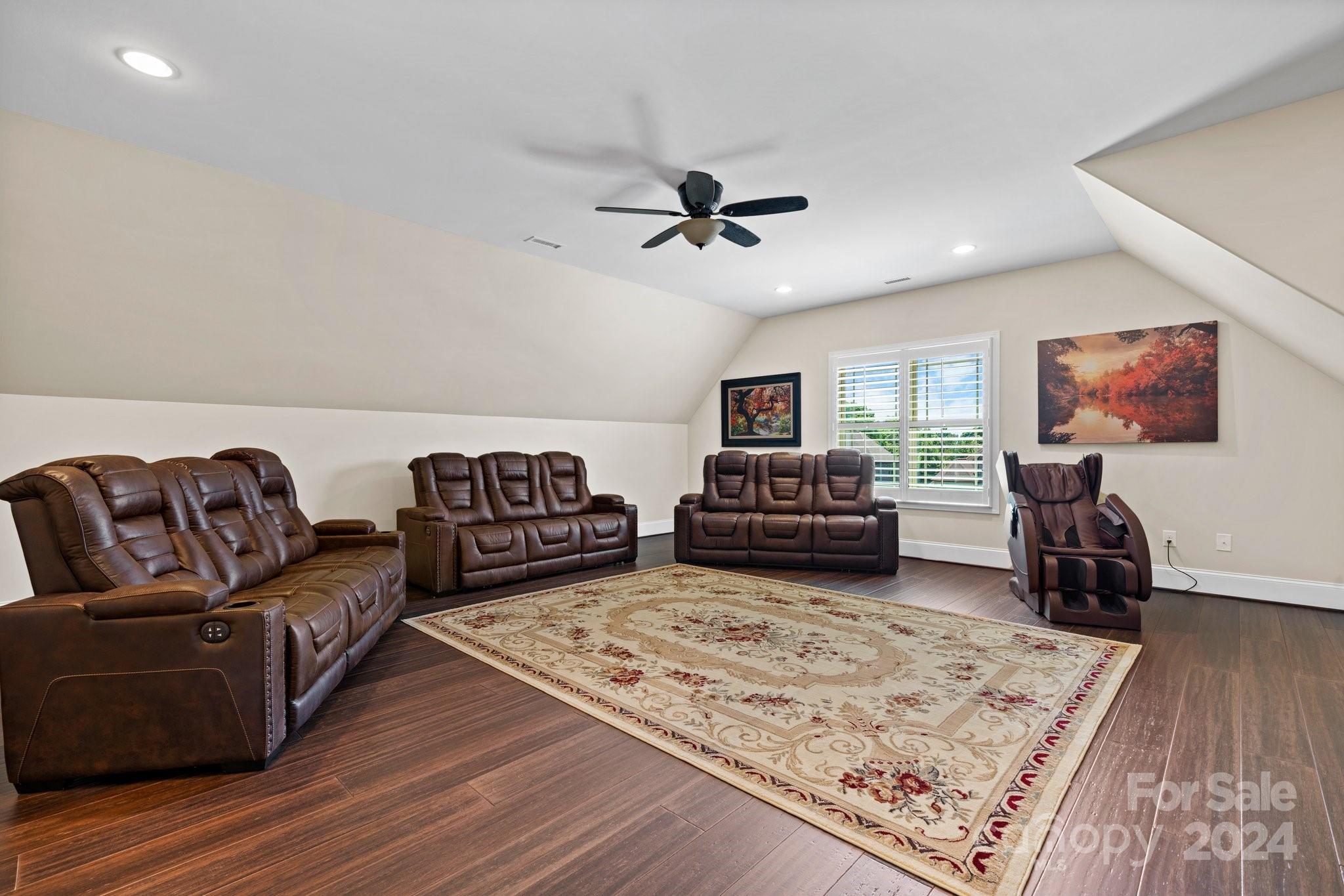 5160 Meadow Park Lane