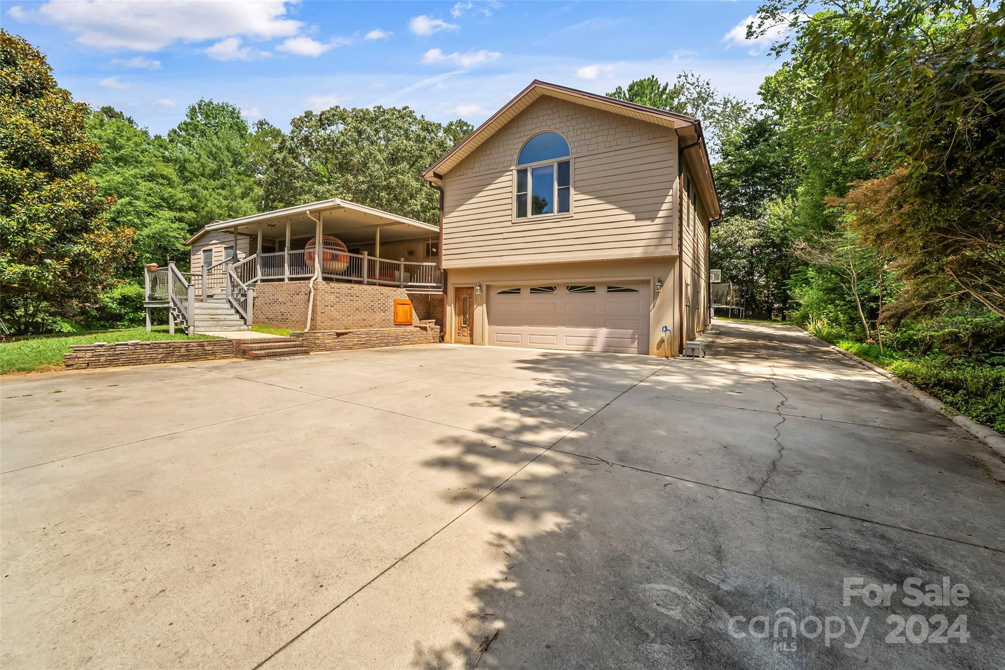 178 Calhoun Drive