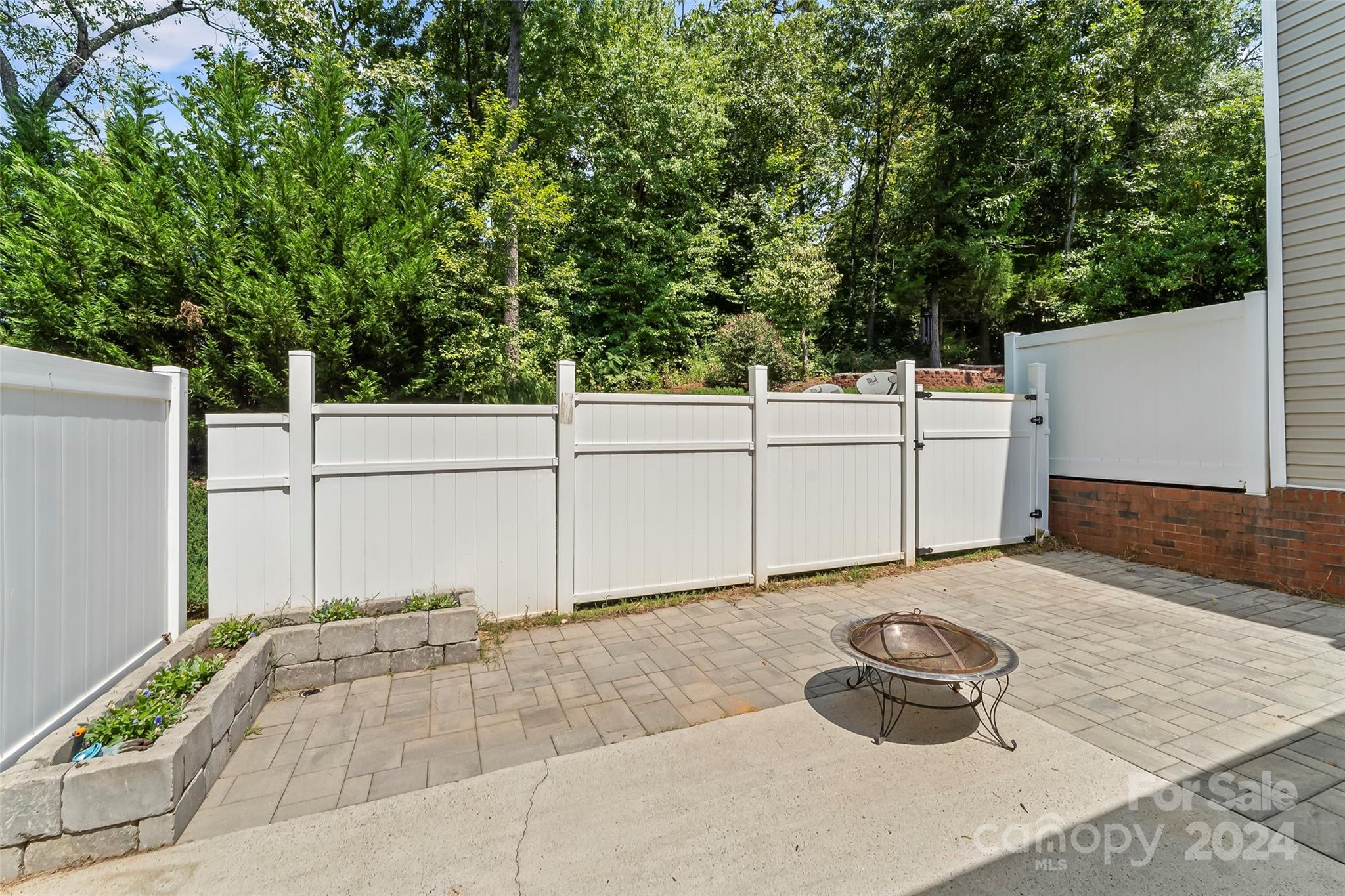 4764 Braxton Gate Lane
