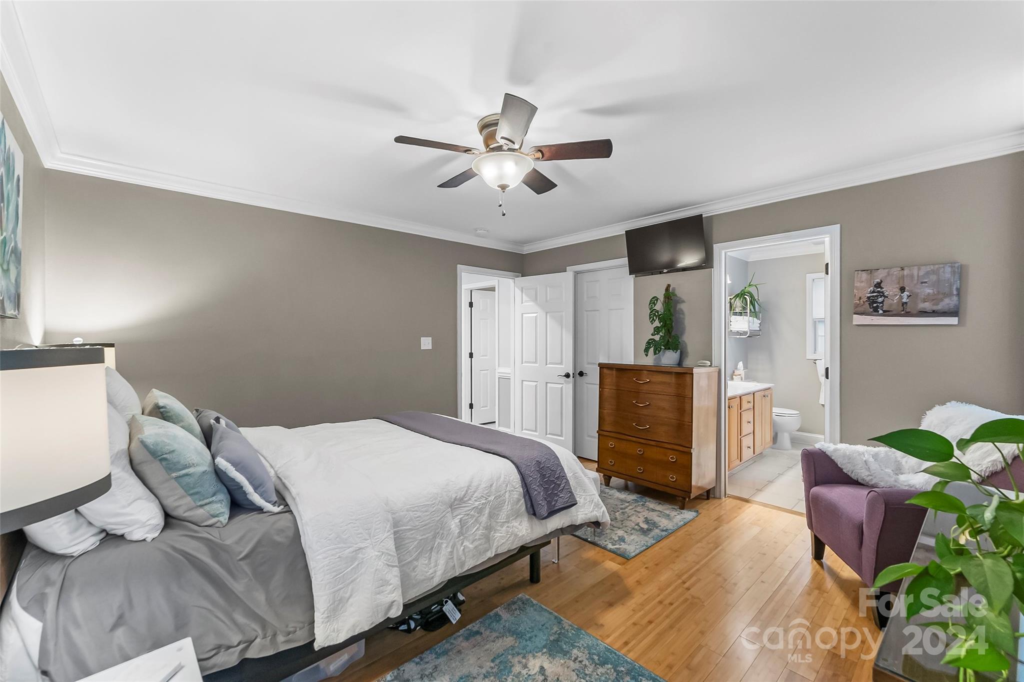 2310 39th Avenue Court NE