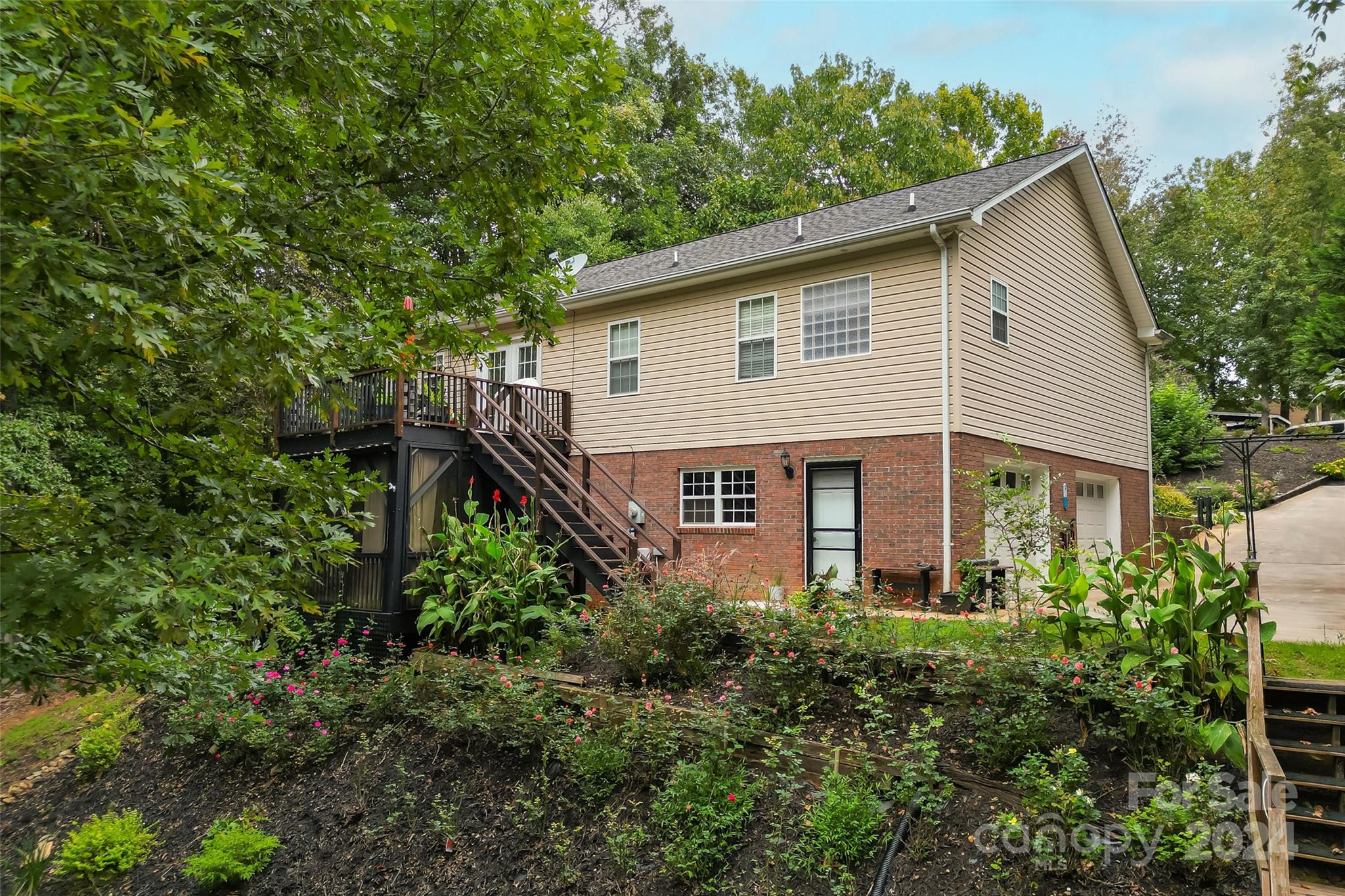 2310 39th Avenue Court NE