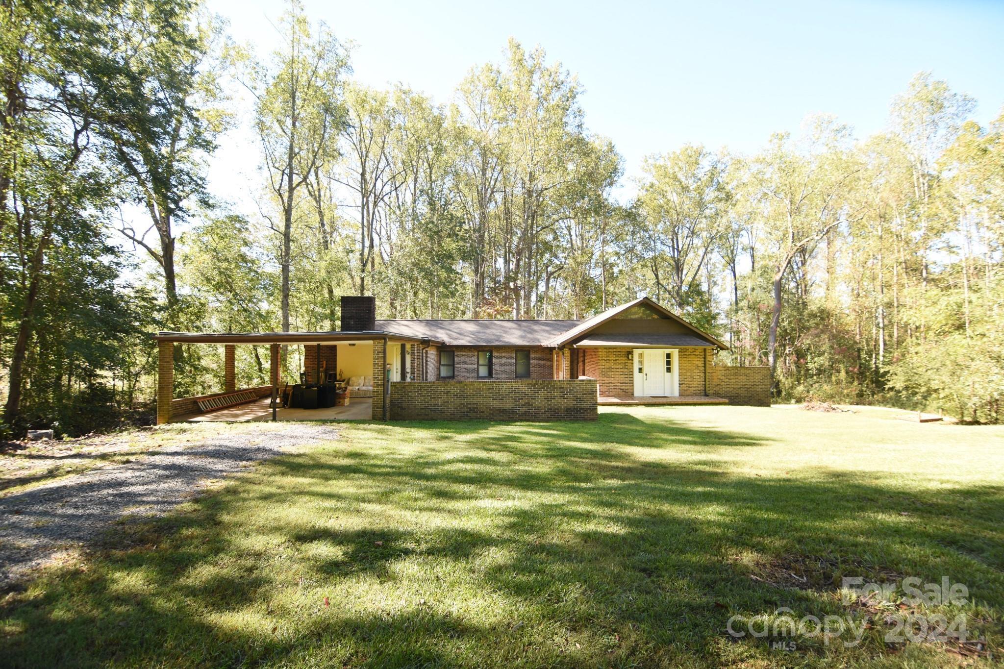 1630 Shirley Lane