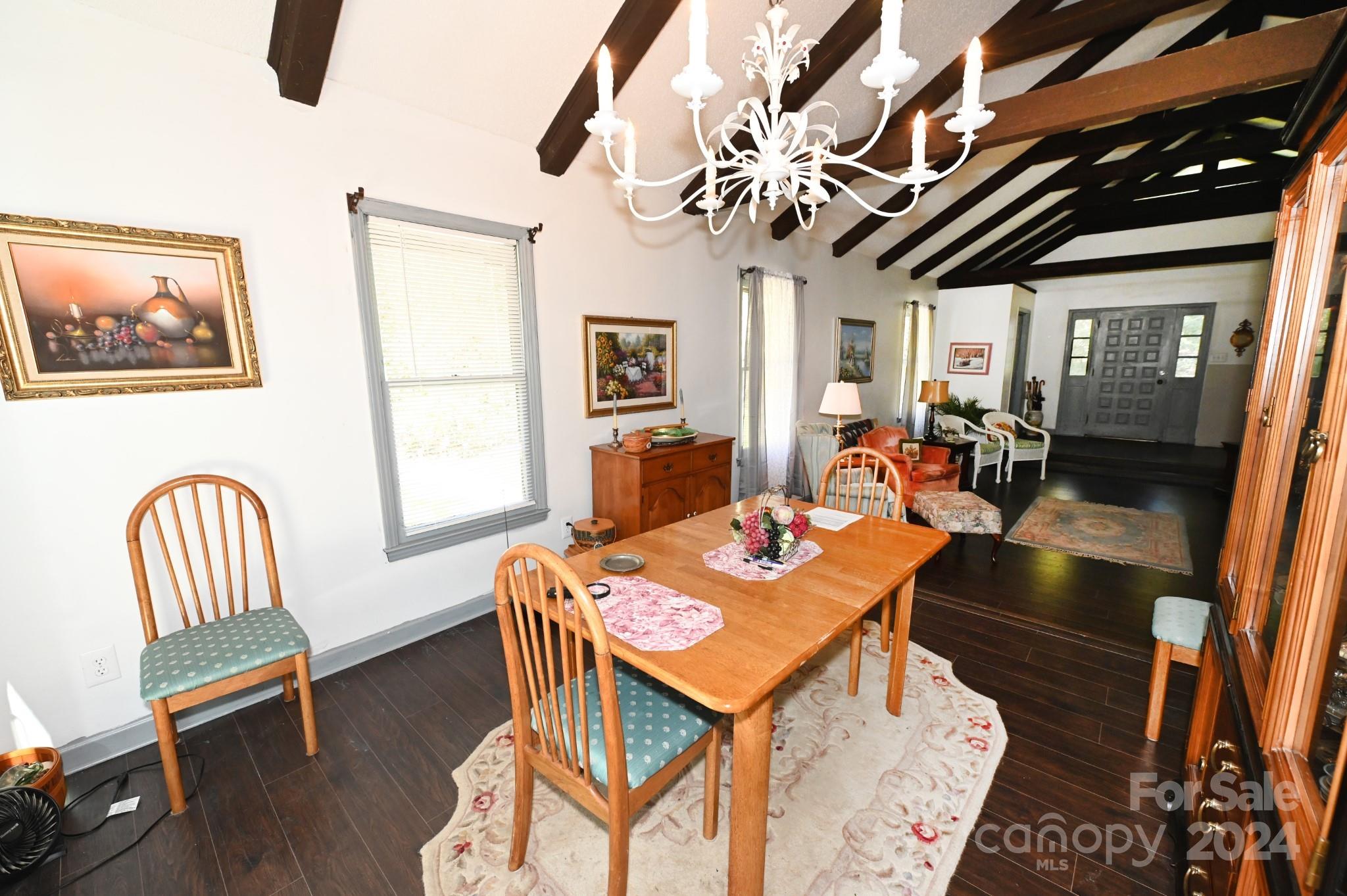 1630 Shirley Lane