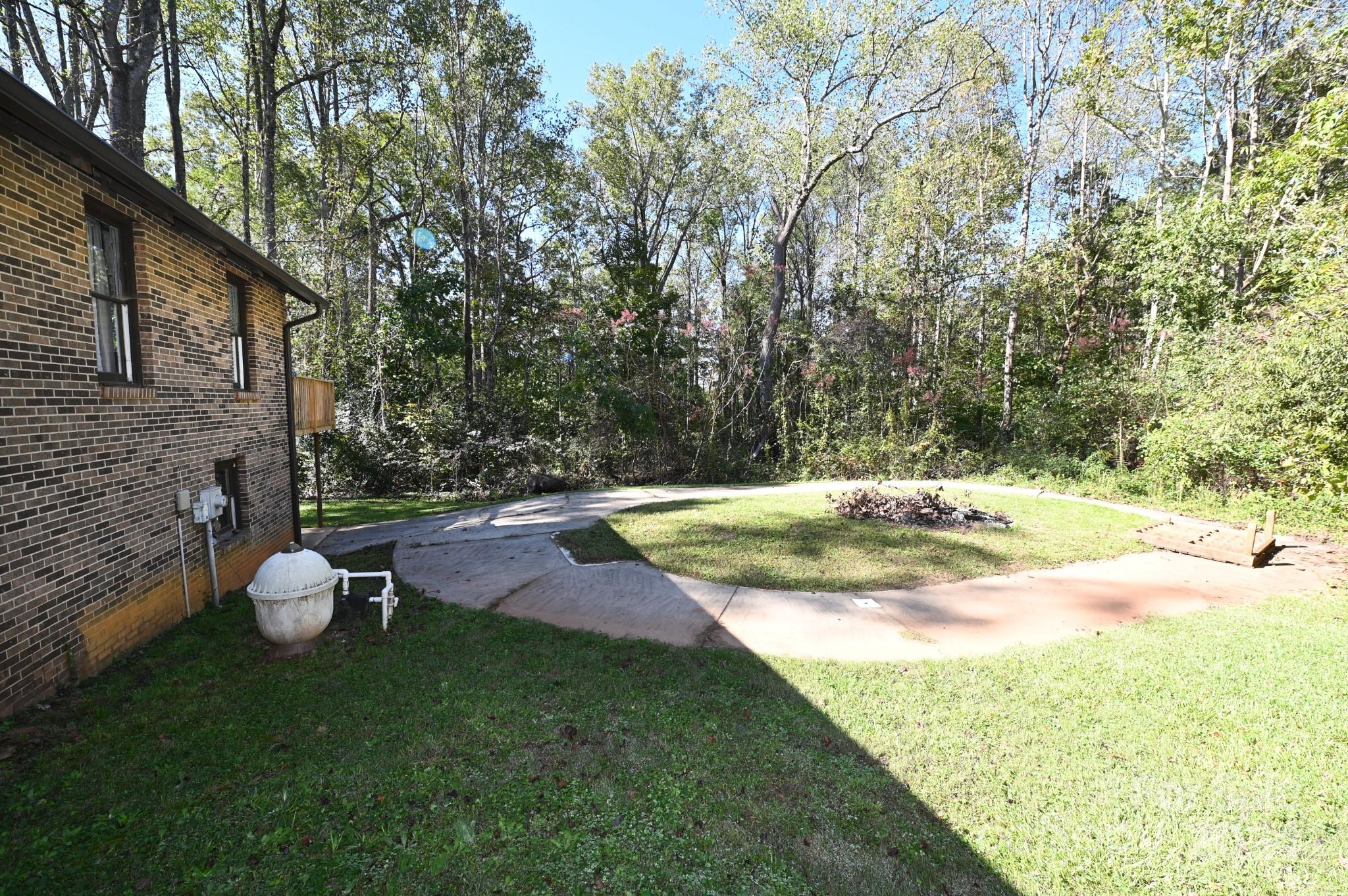 1630 Shirley Lane