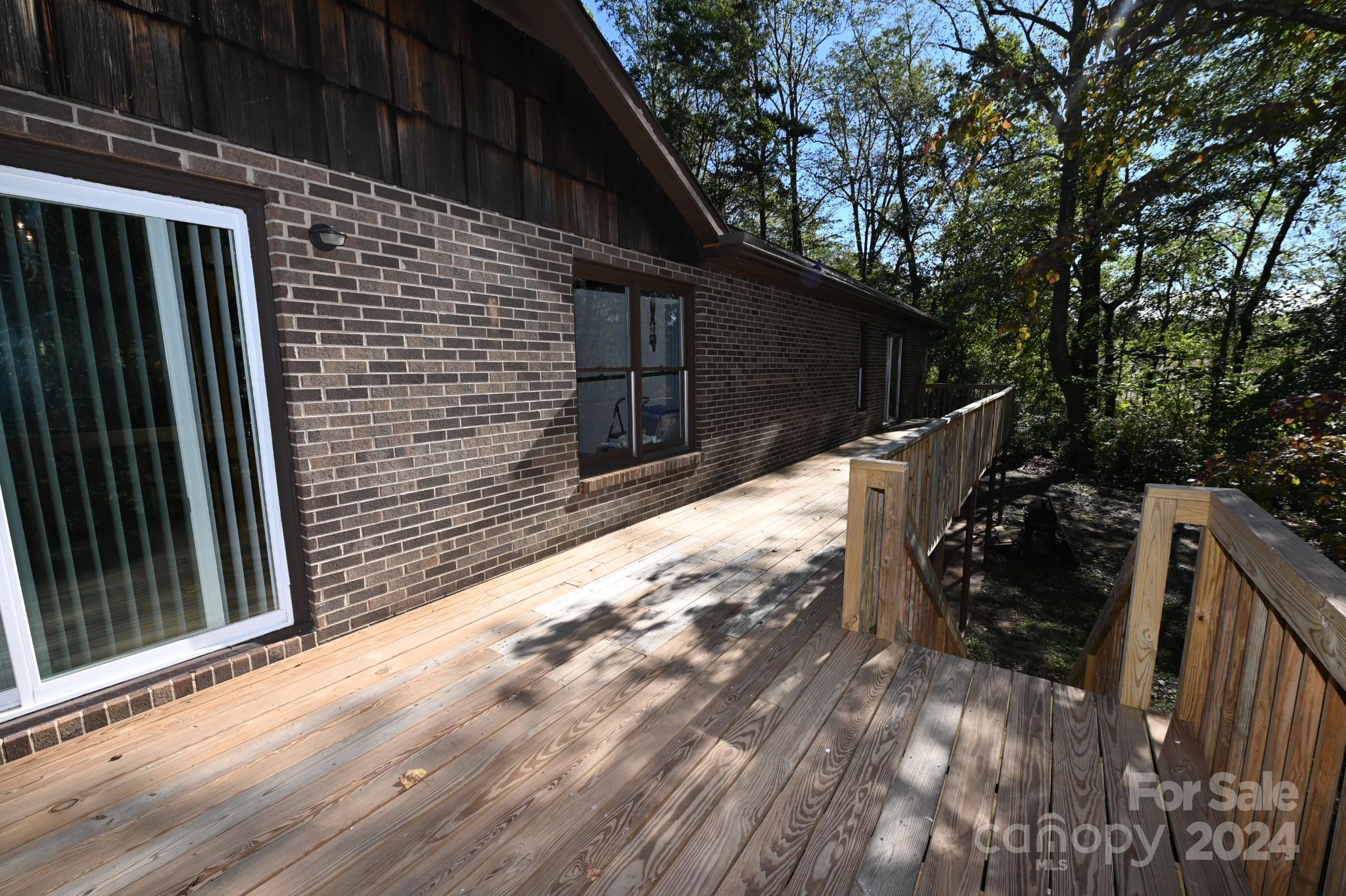 1630 Shirley Lane