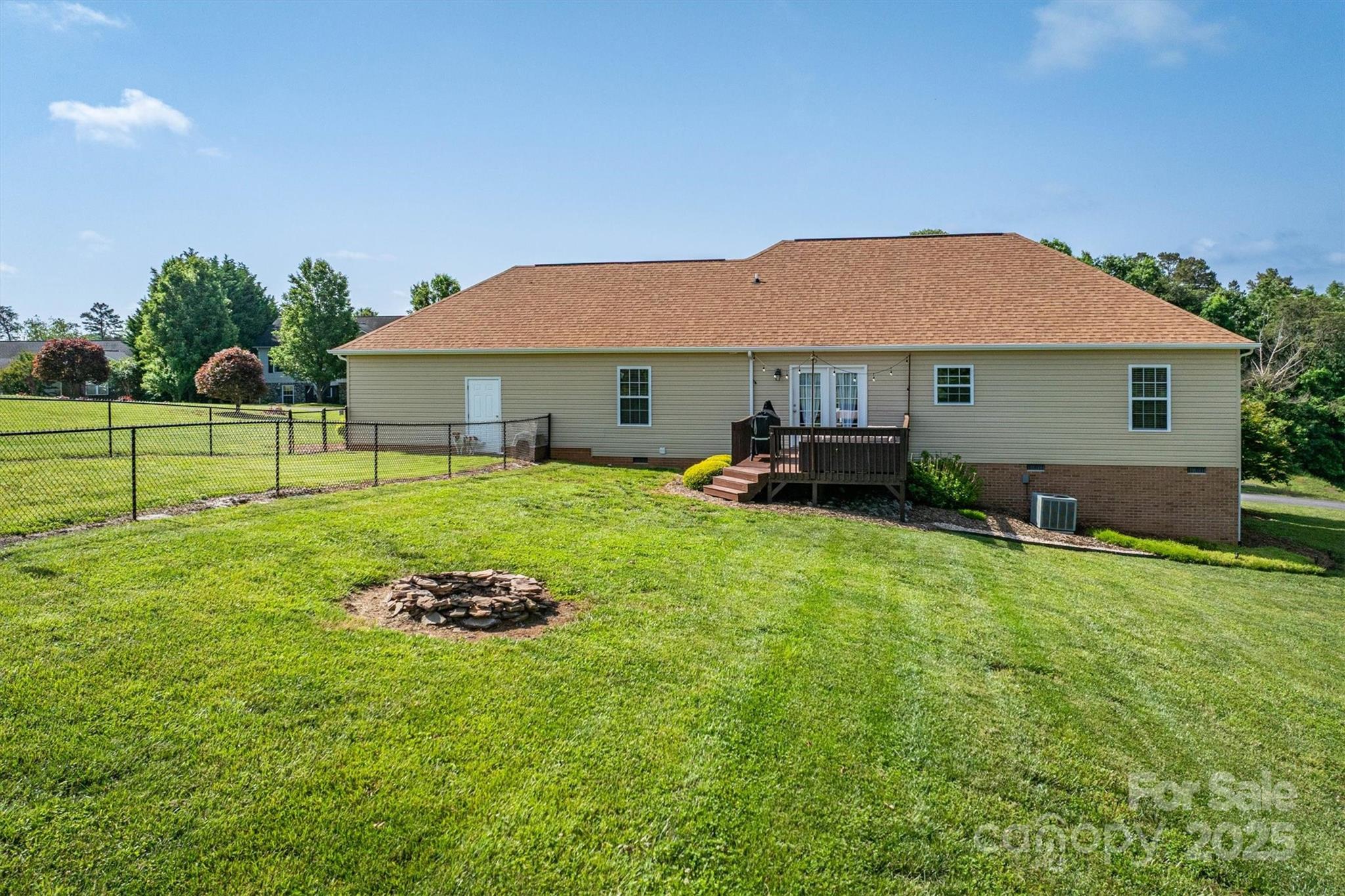 6084 Little River Court