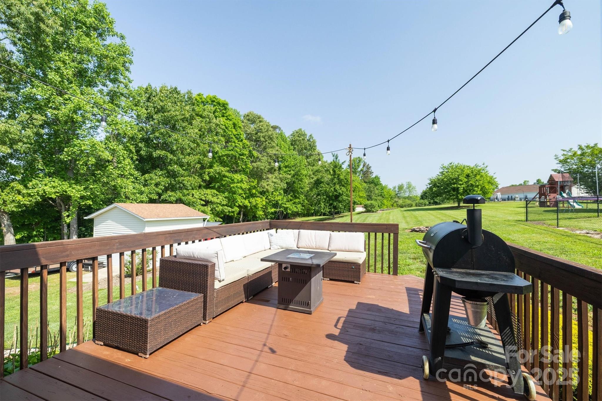 6084 Little River Court