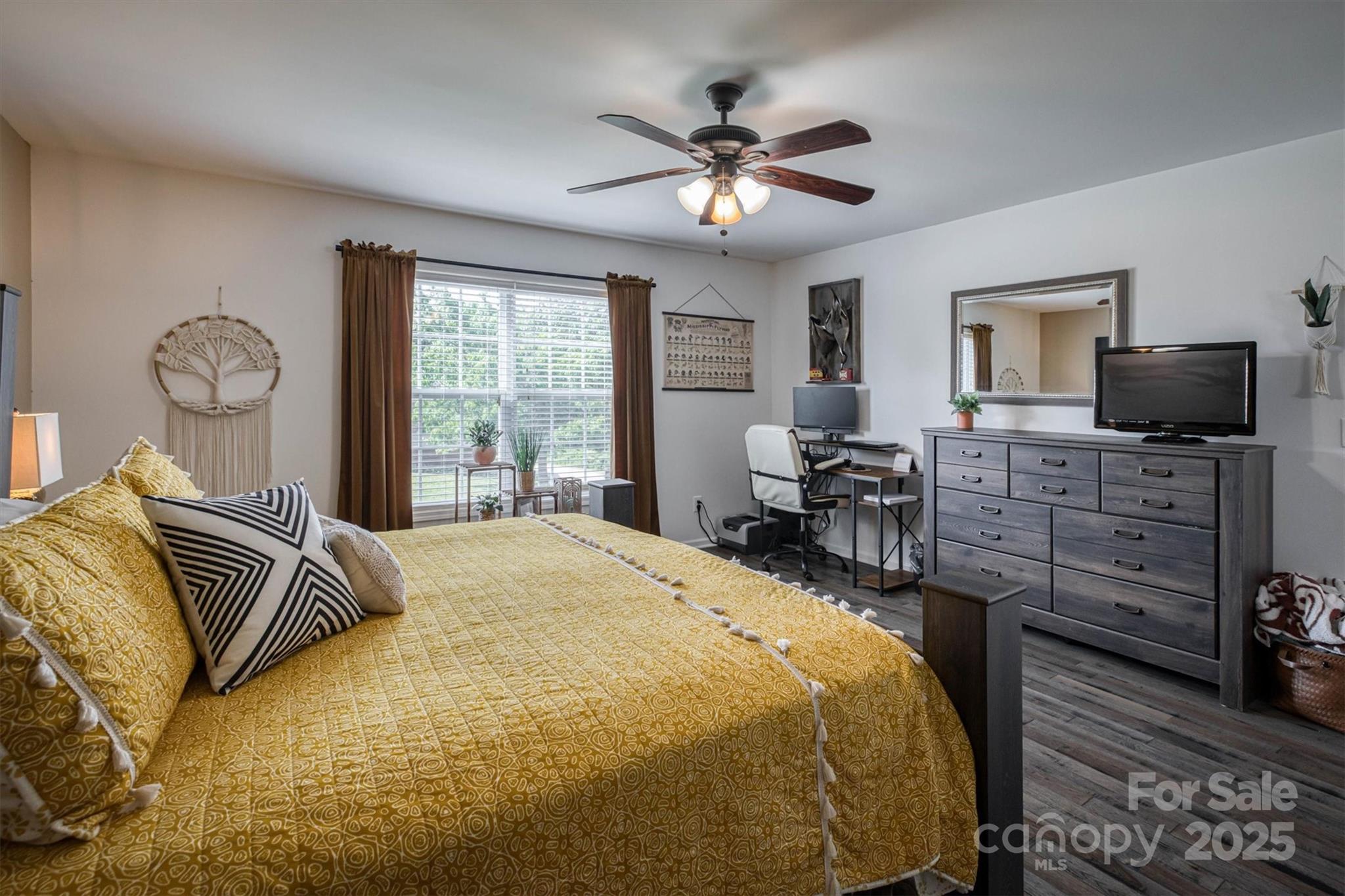 6084 Little River Court