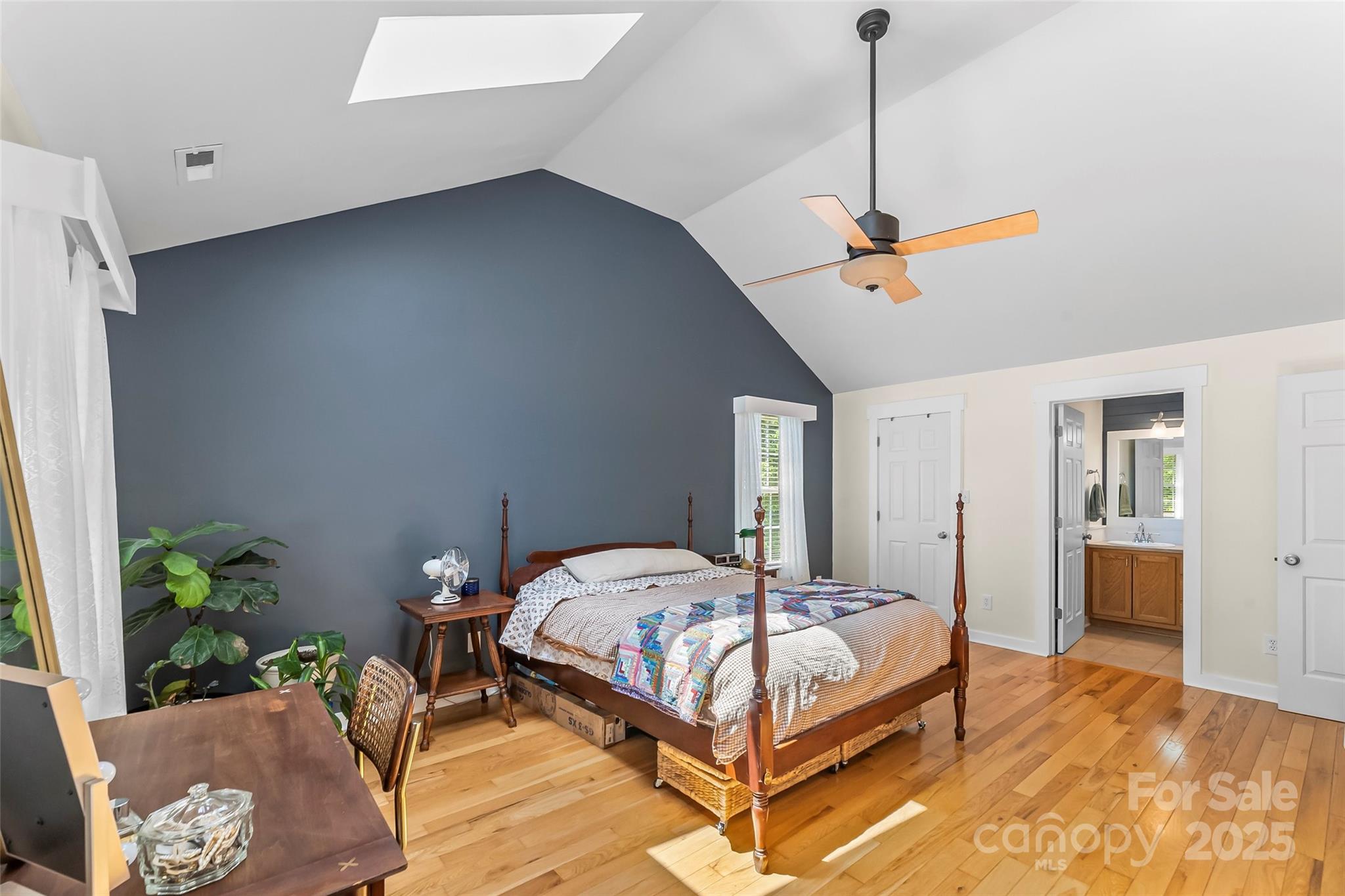 1338 Pell Drive