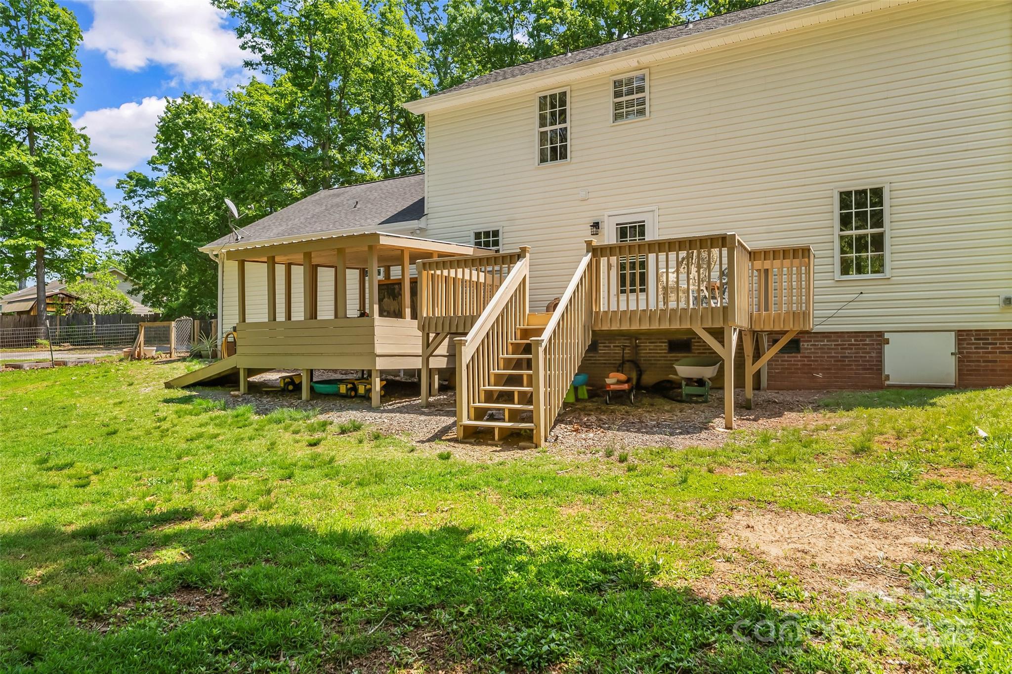 1338 Pell Drive