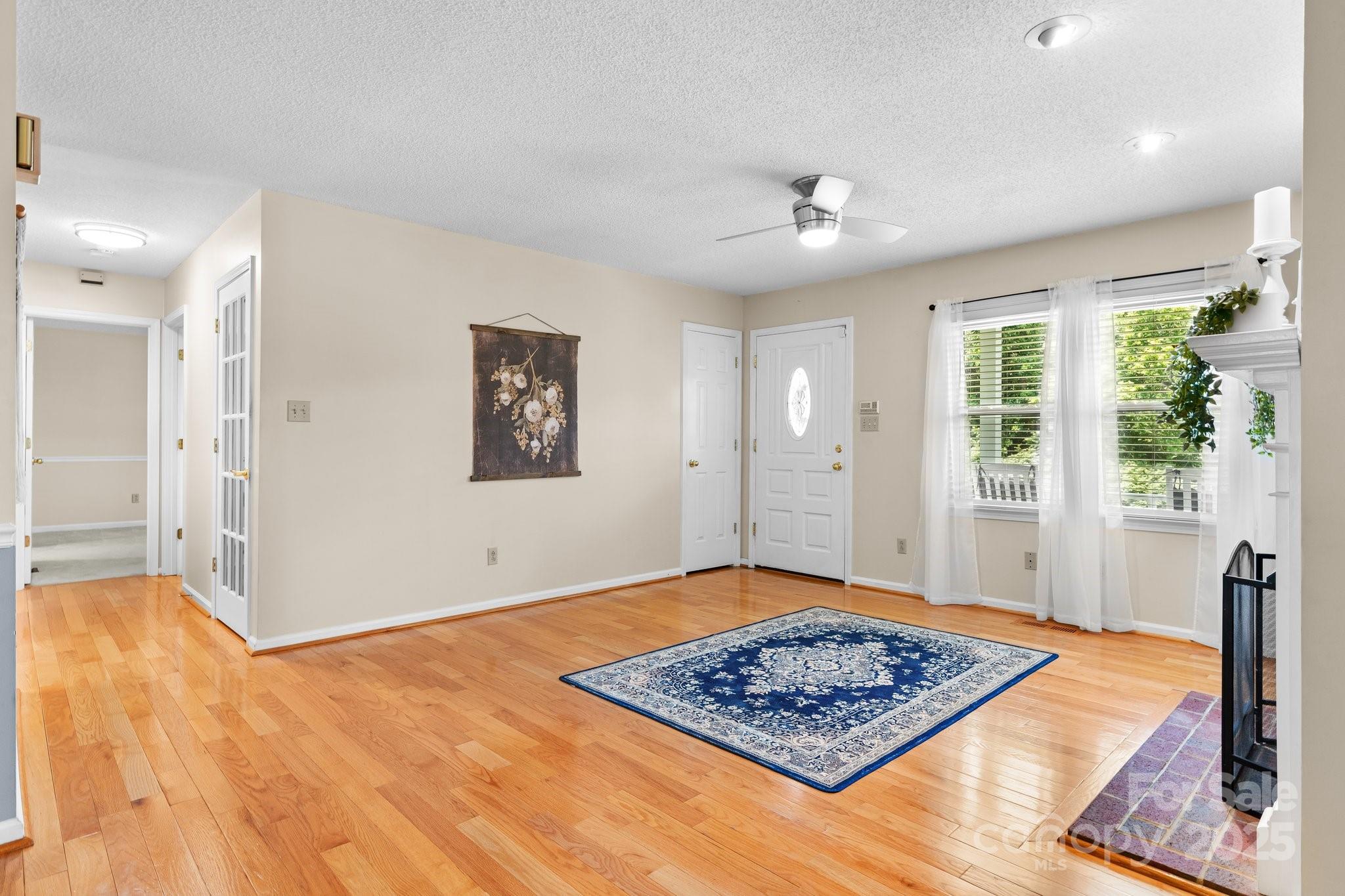 4007 Black Oak Road
