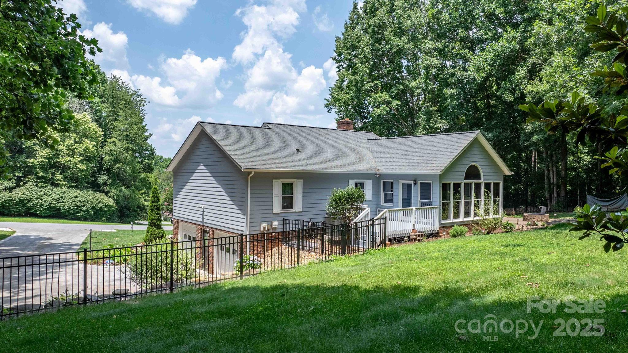 4007 Black Oak Road