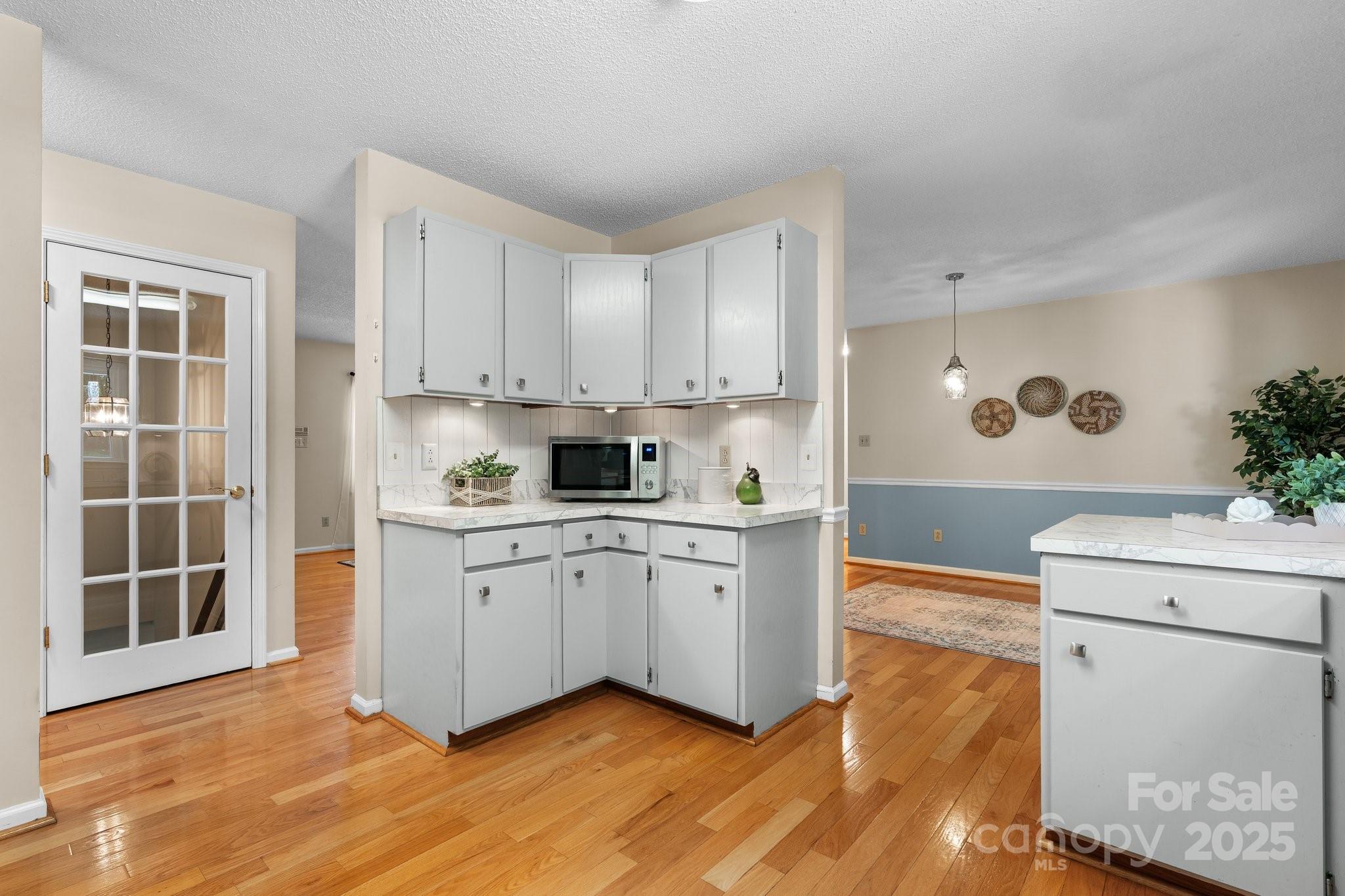 4007 Black Oak Road