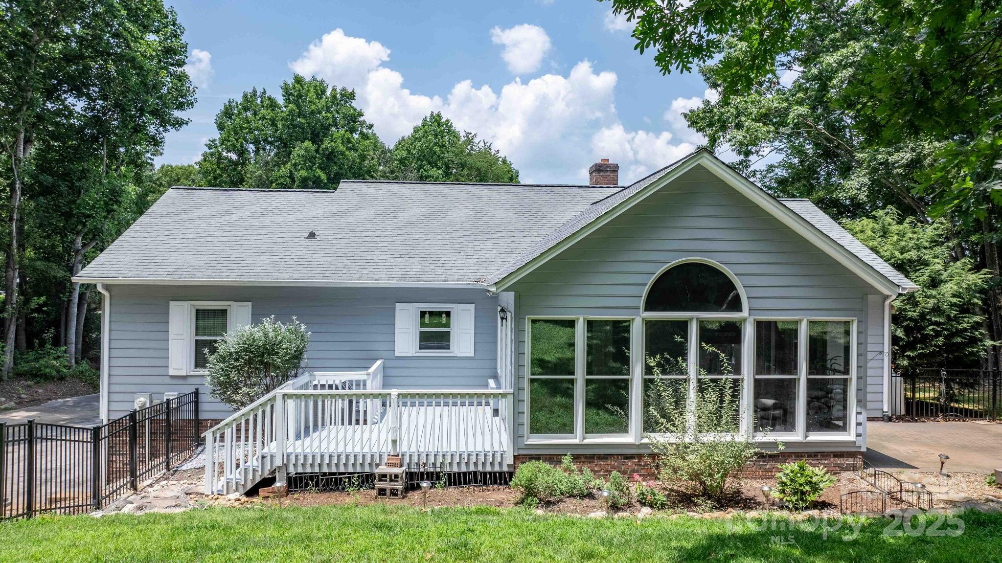 4007 Black Oak Road