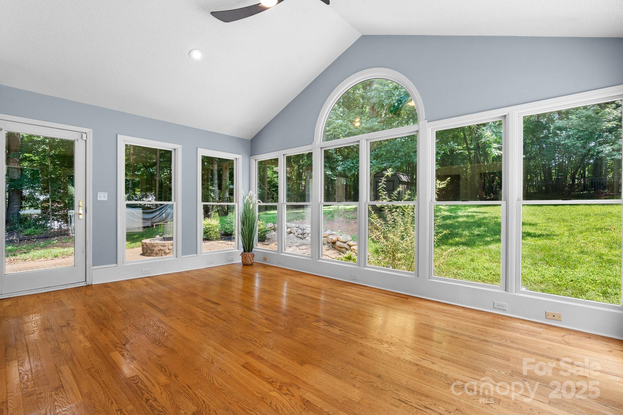 4007 Black Oak Road