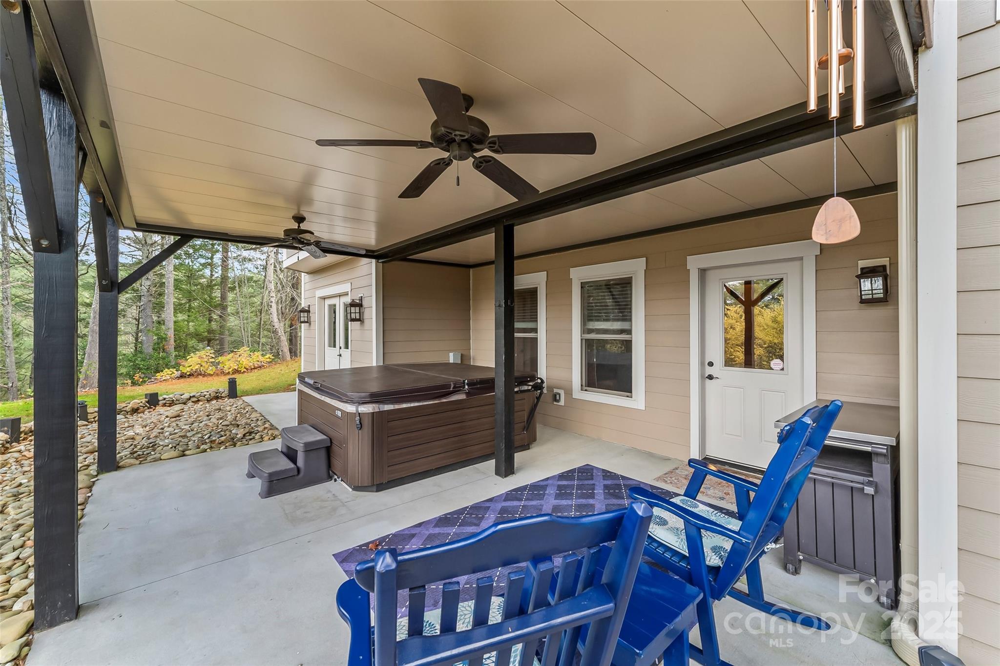 5346 Oak Crest Lane