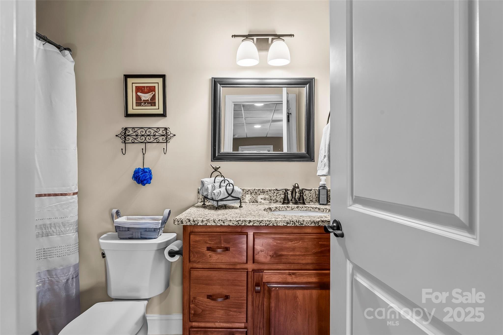 5346 Oak Crest Lane