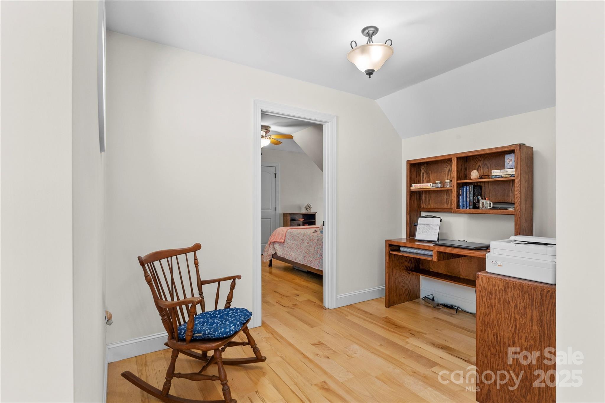 5346 Oak Crest Lane