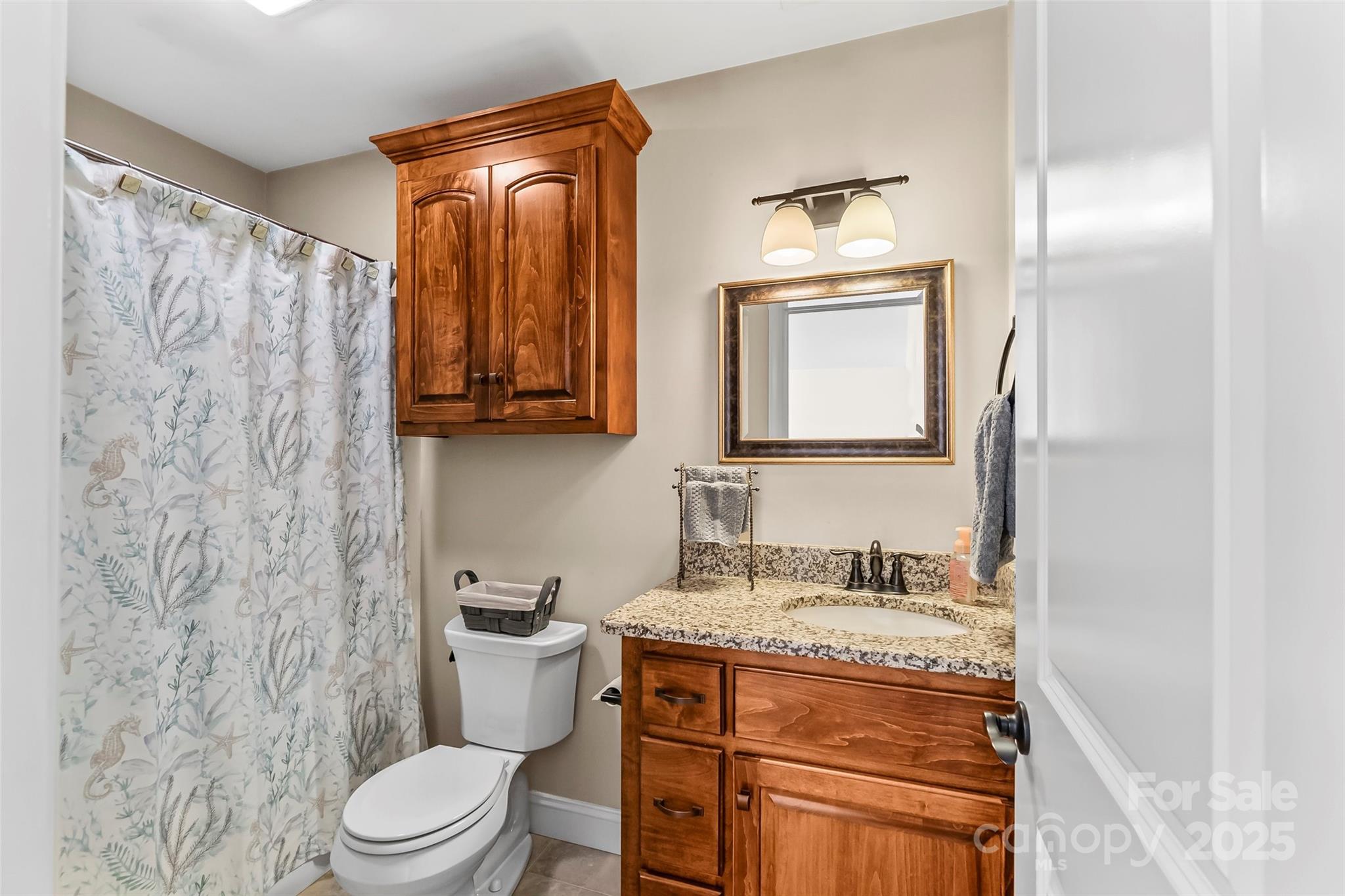 5346 Oak Crest Lane