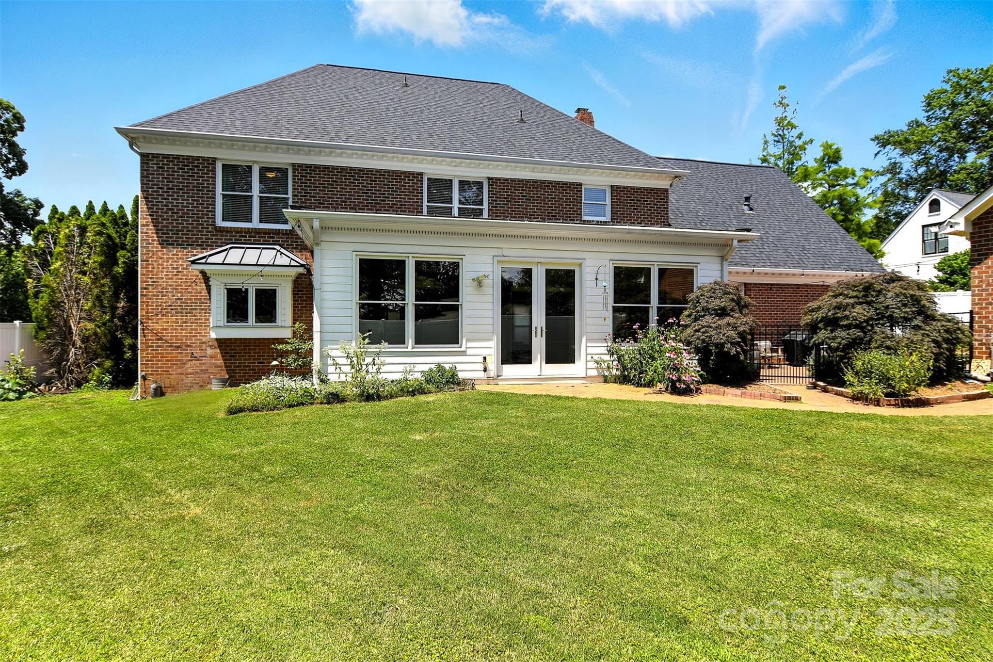 1009 13th Avenue Place NW