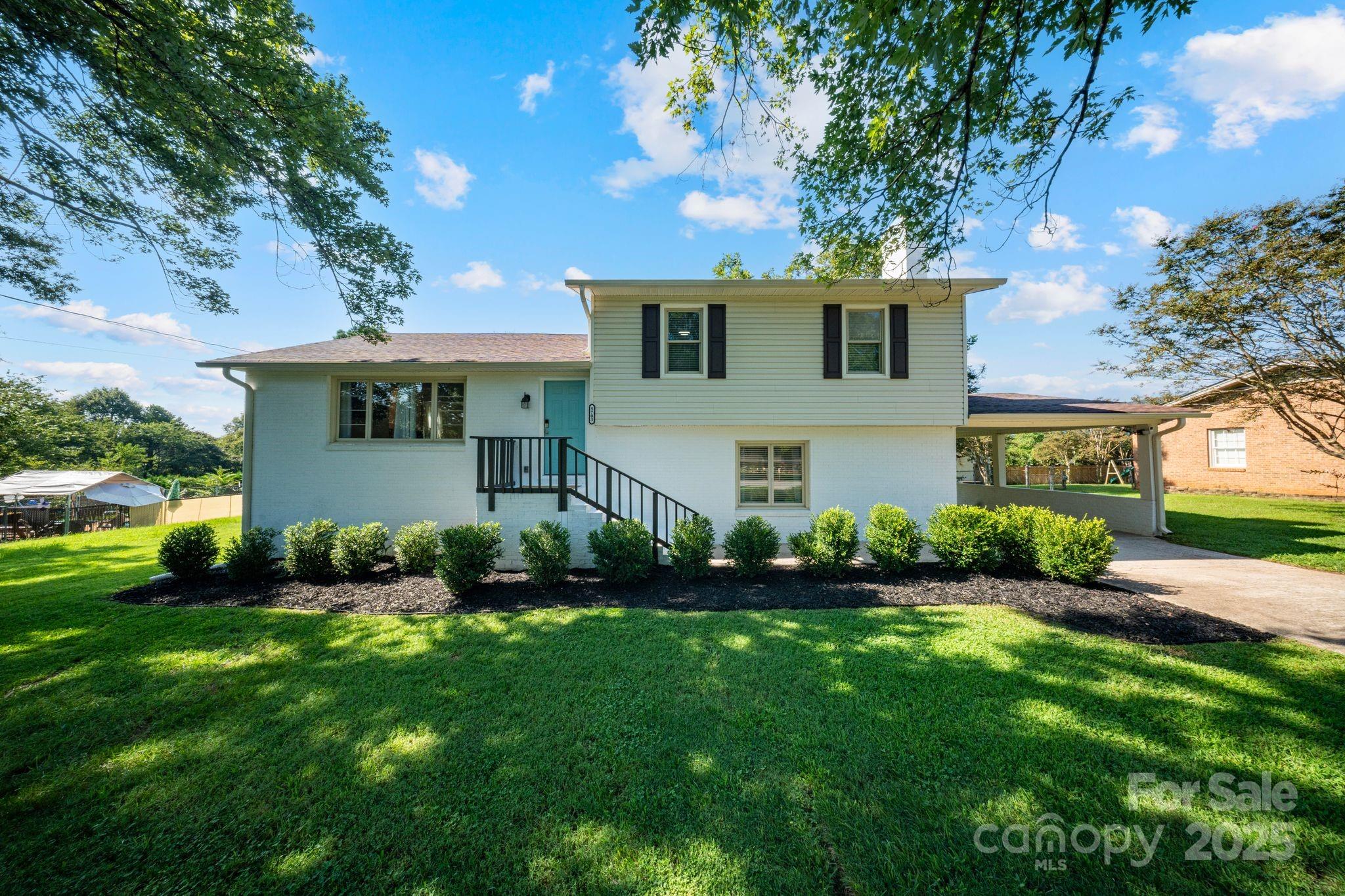 5703 Valley Field Road