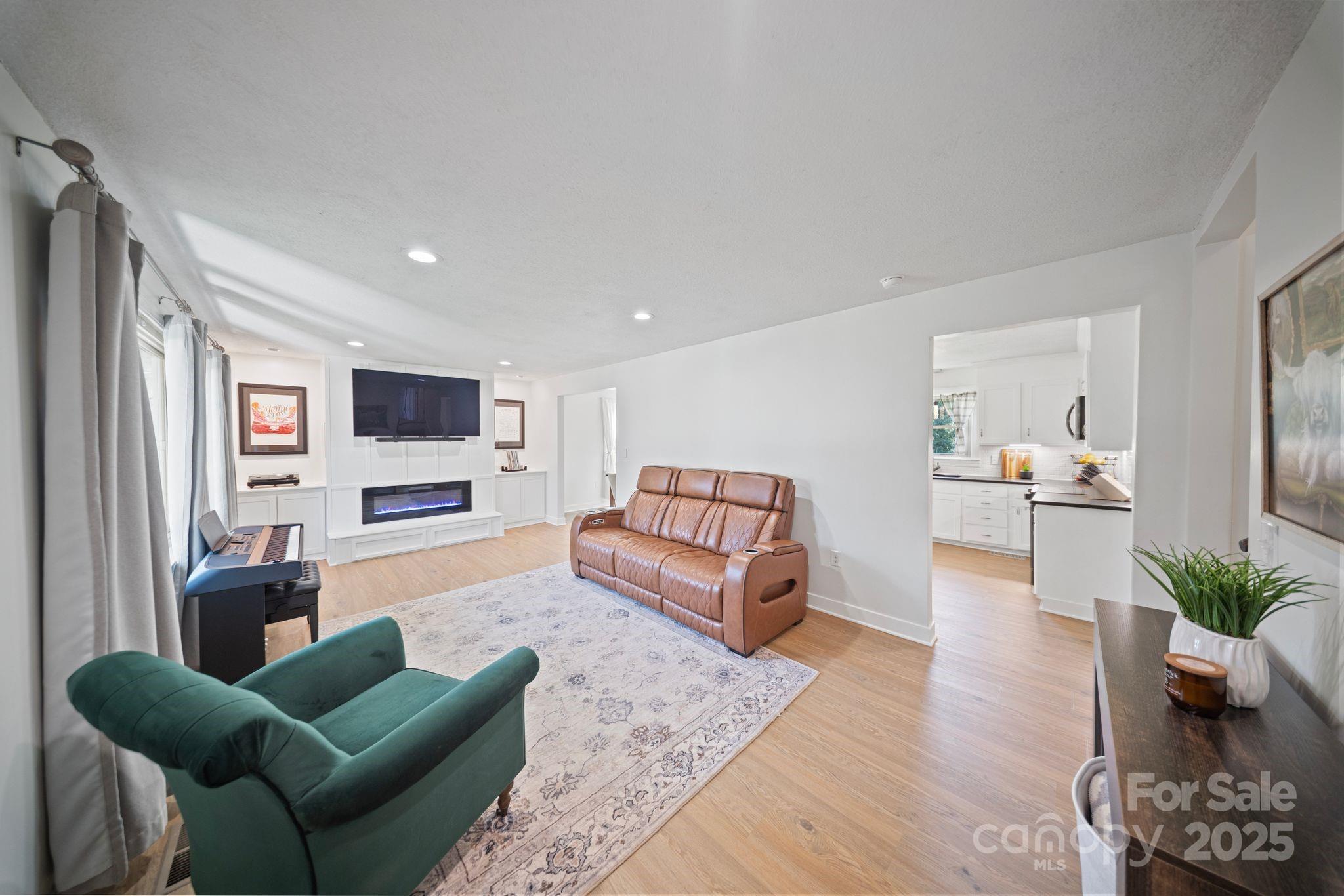 5703 Valley Field Road