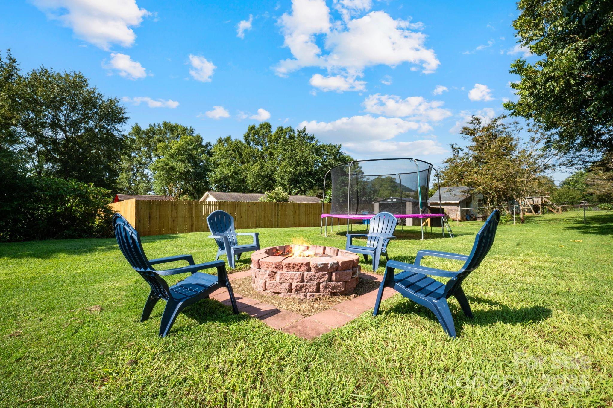 5703 Valley Field Road