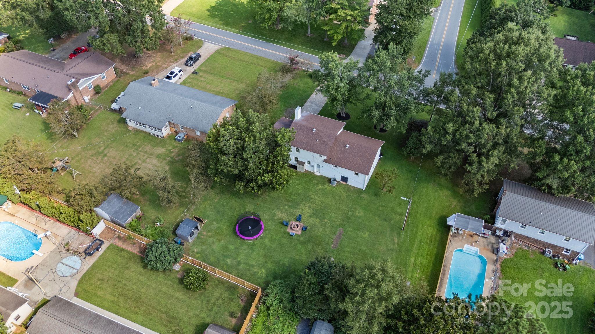 5703 Valley Field Road