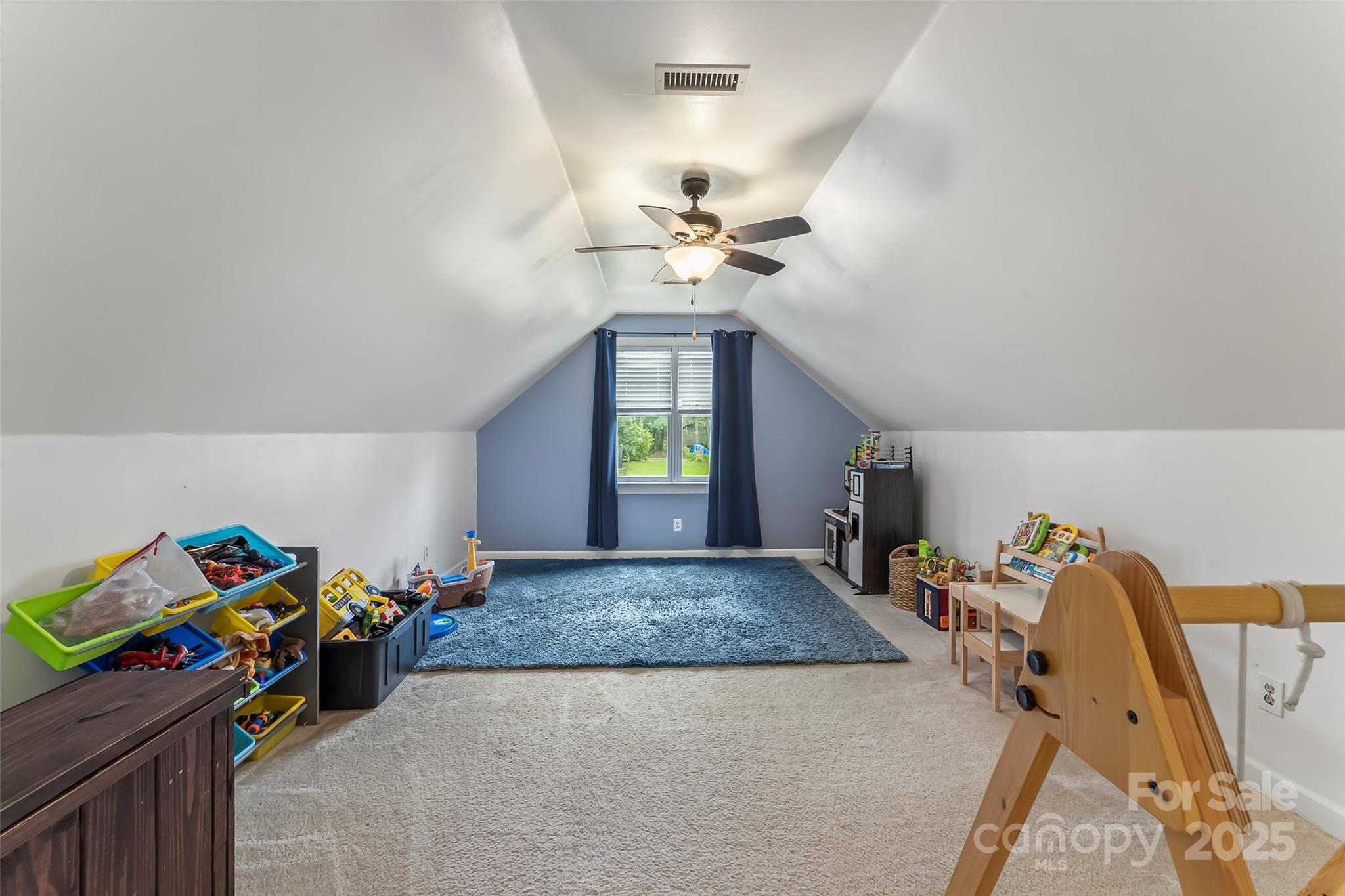 3765 11th Street NE