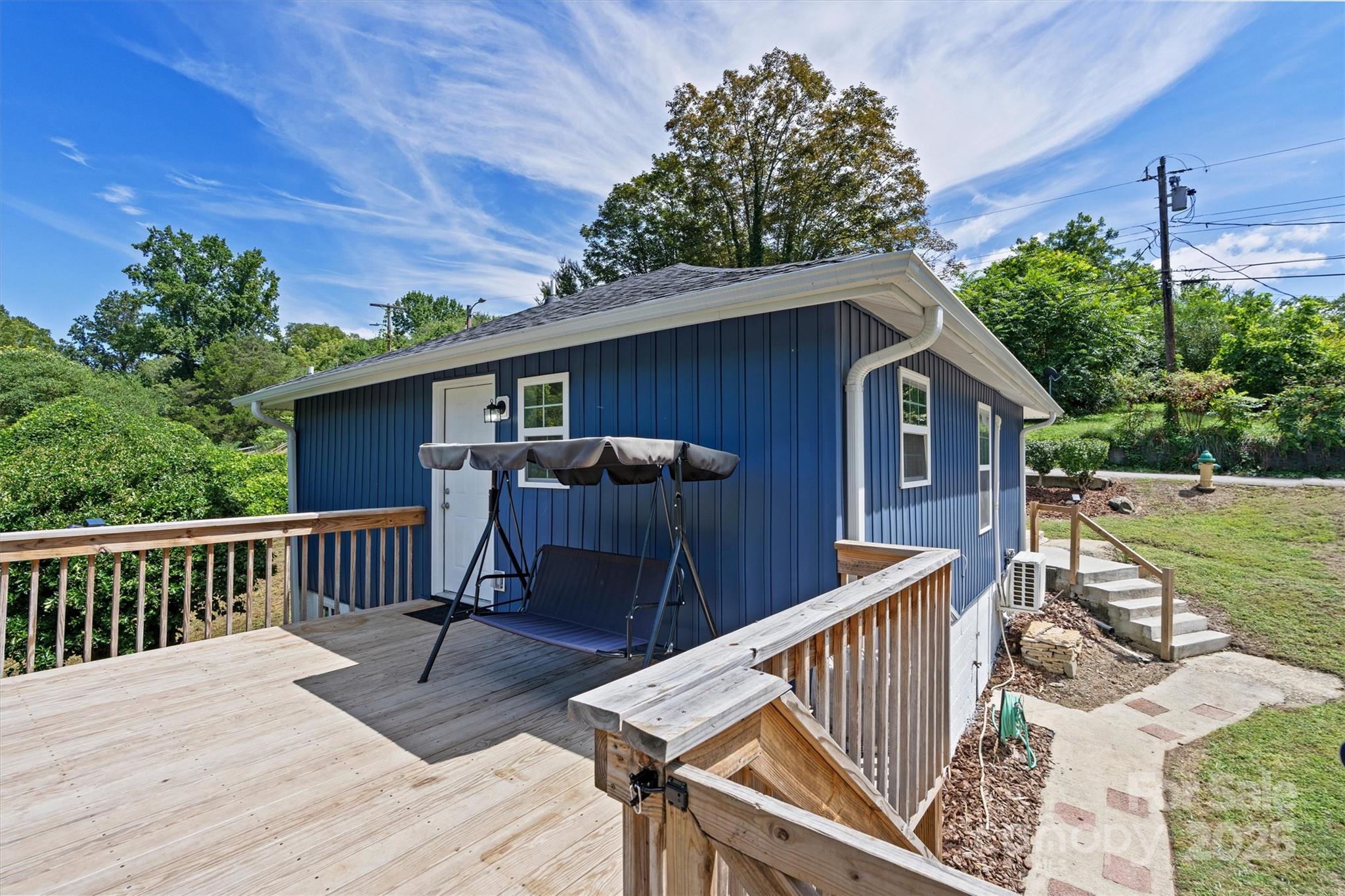 428 Folk Street NW