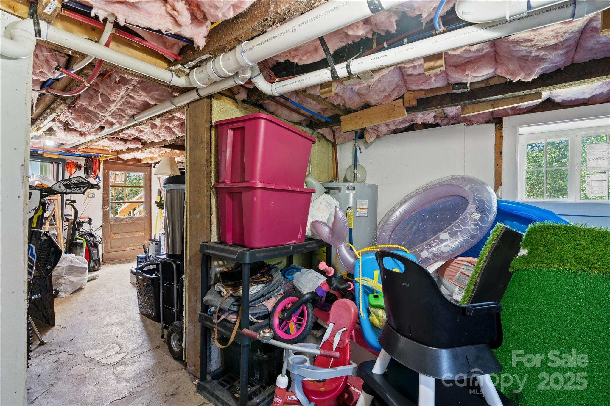 428 Folk Street NW