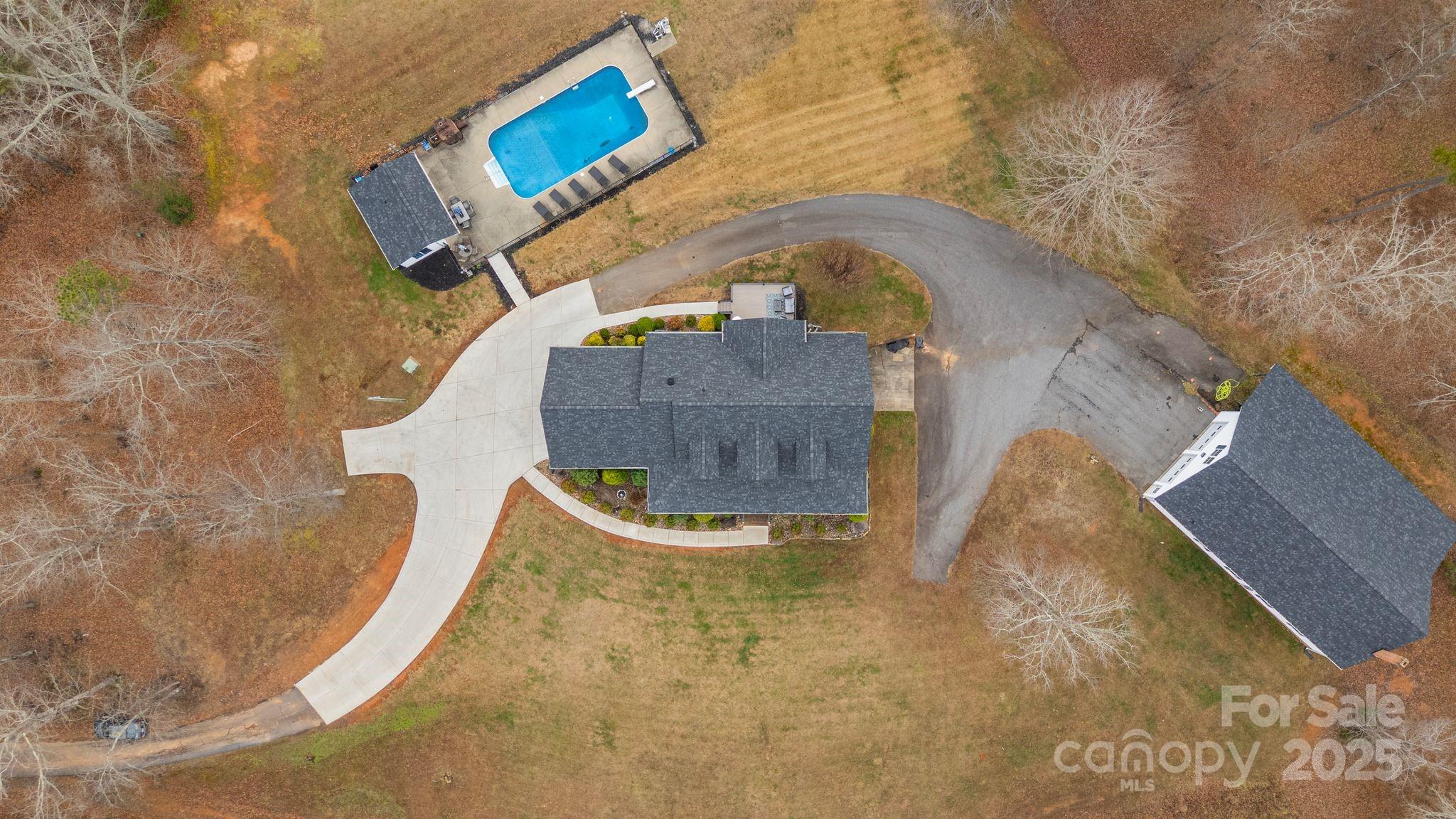 241 Taylor Circle