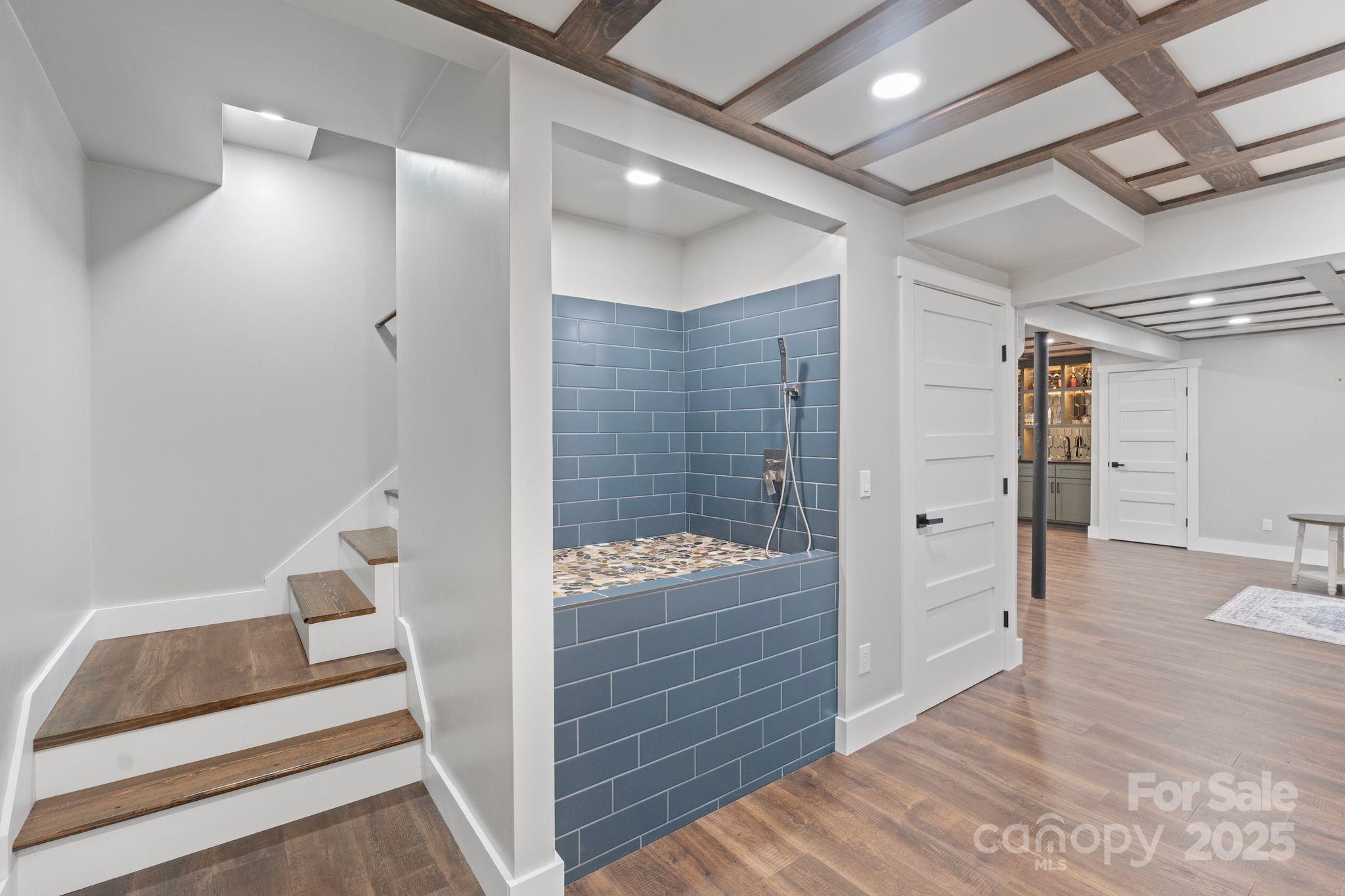 241 Taylor Circle