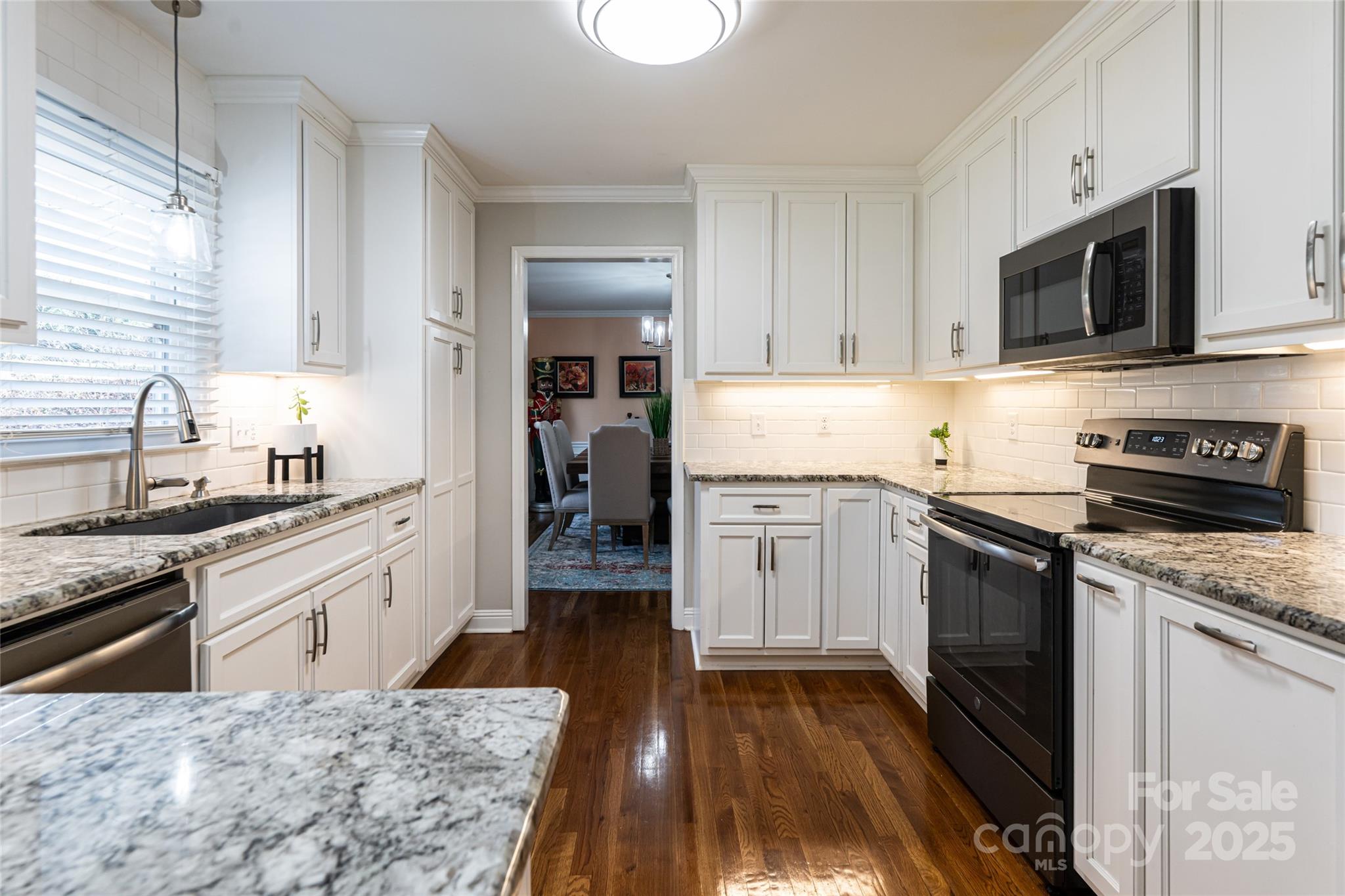 104 35TH Avenue NW