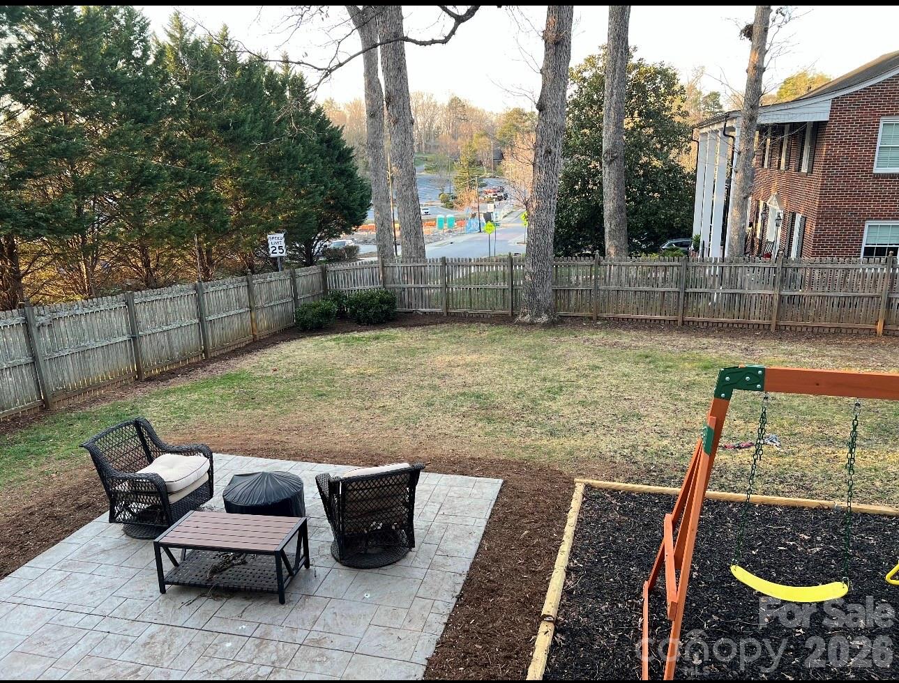 26 6TH Avenue NW