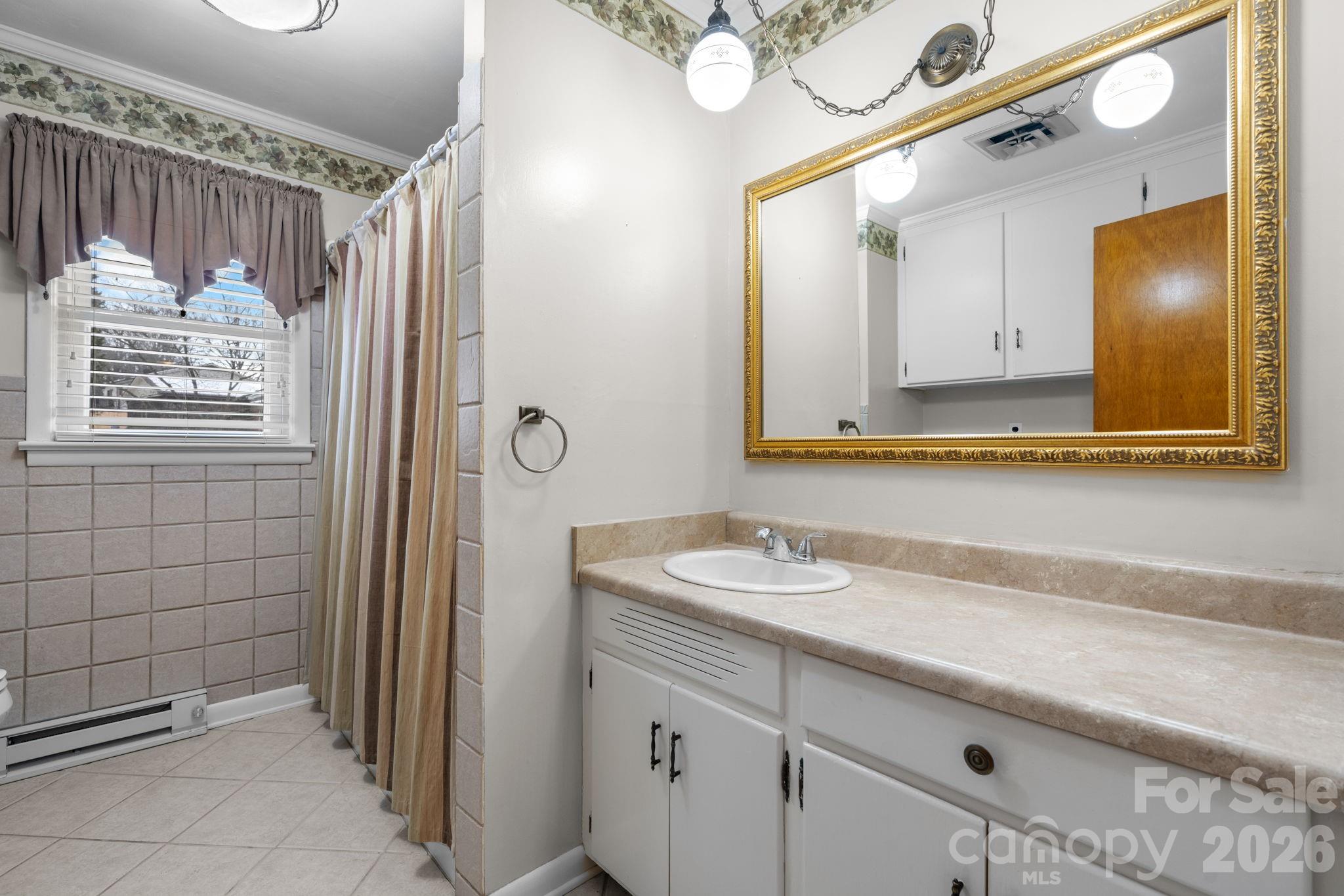 1802 33rd Street NE
