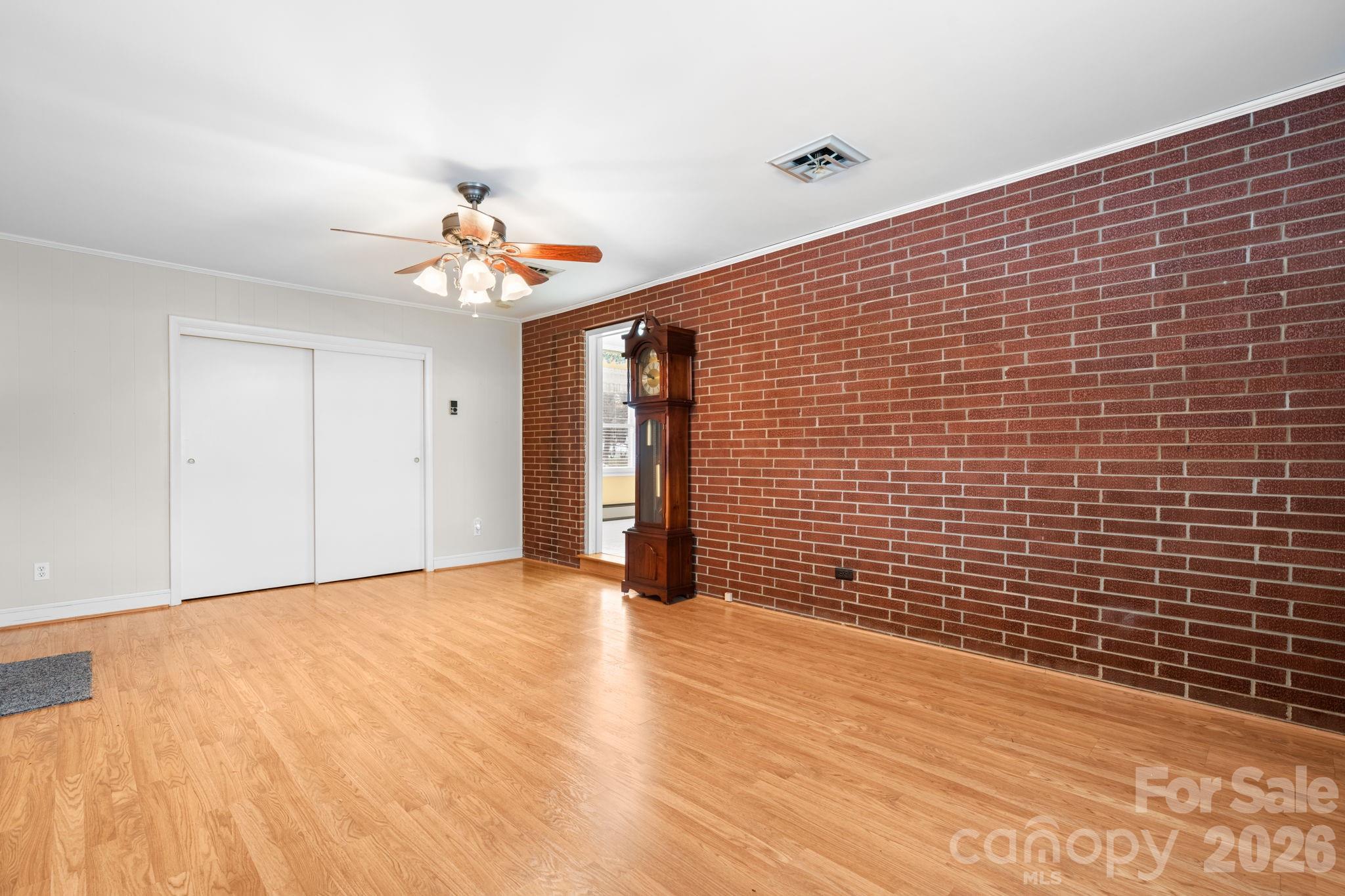 1802 33rd Street NE