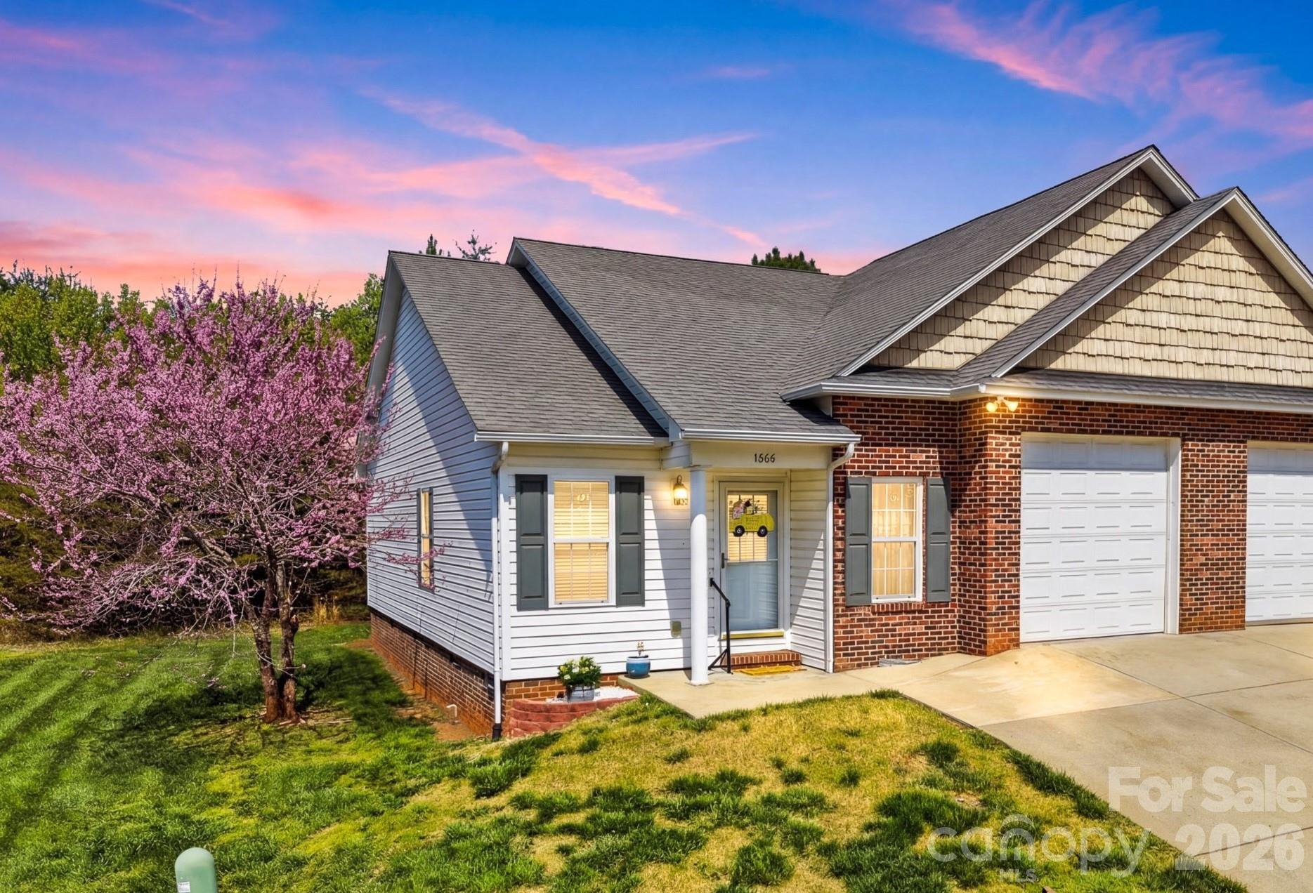 1662 Golden Cedar Lane