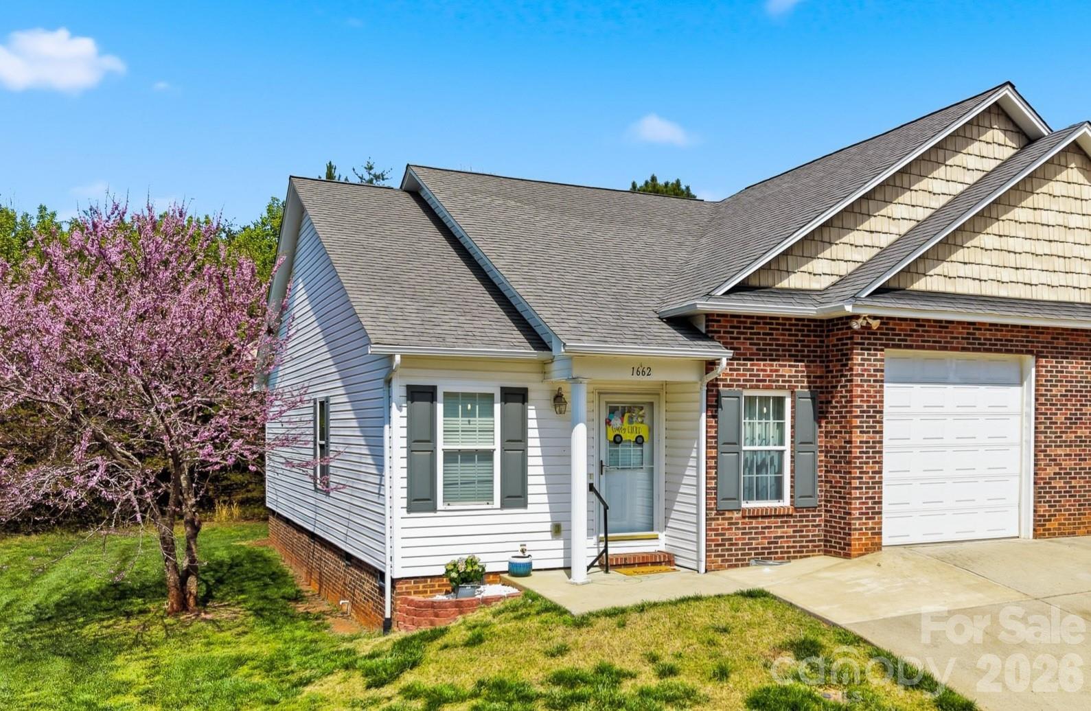 1662 Golden Cedar Lane
