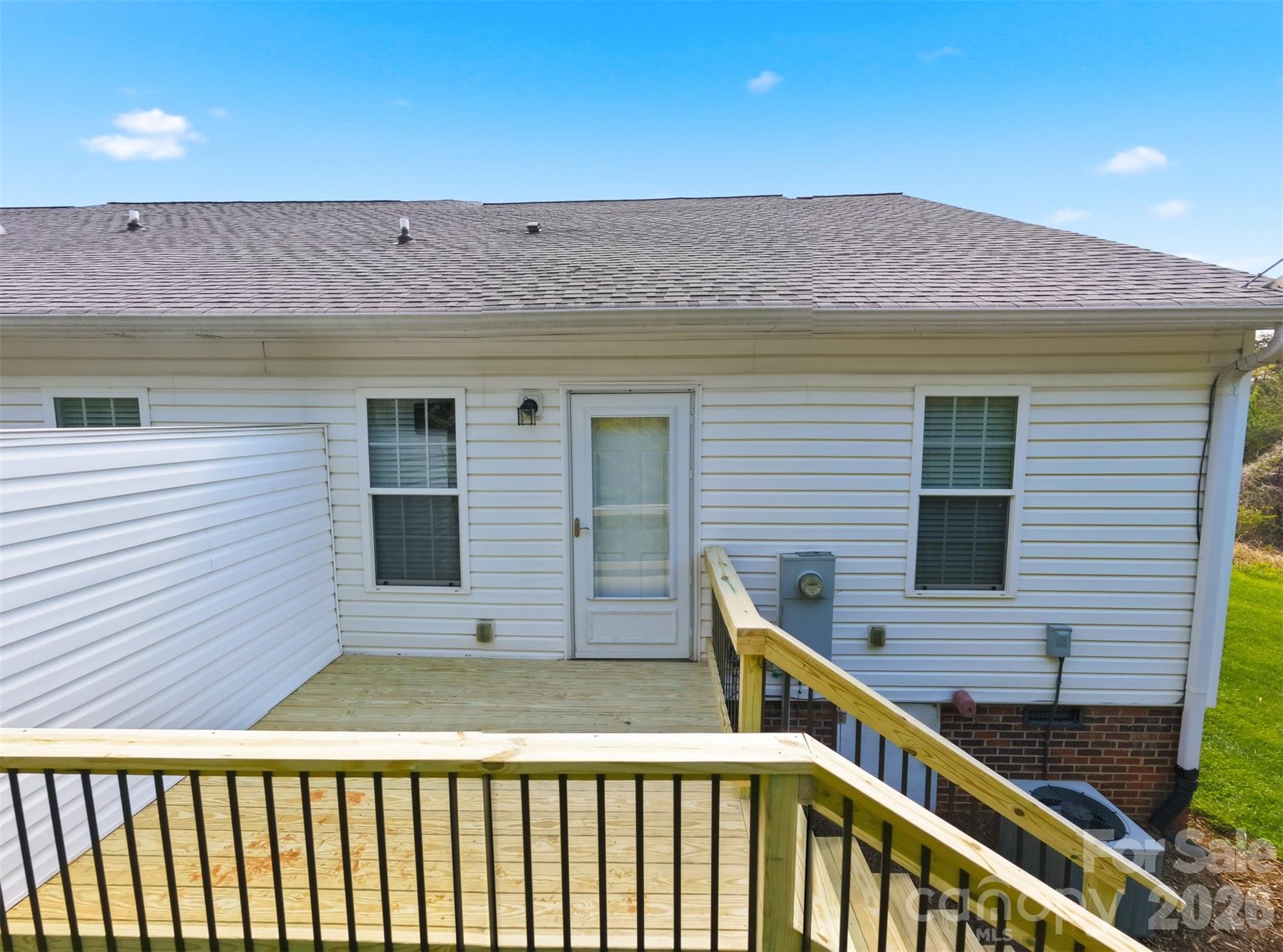 1662 Golden Cedar Lane