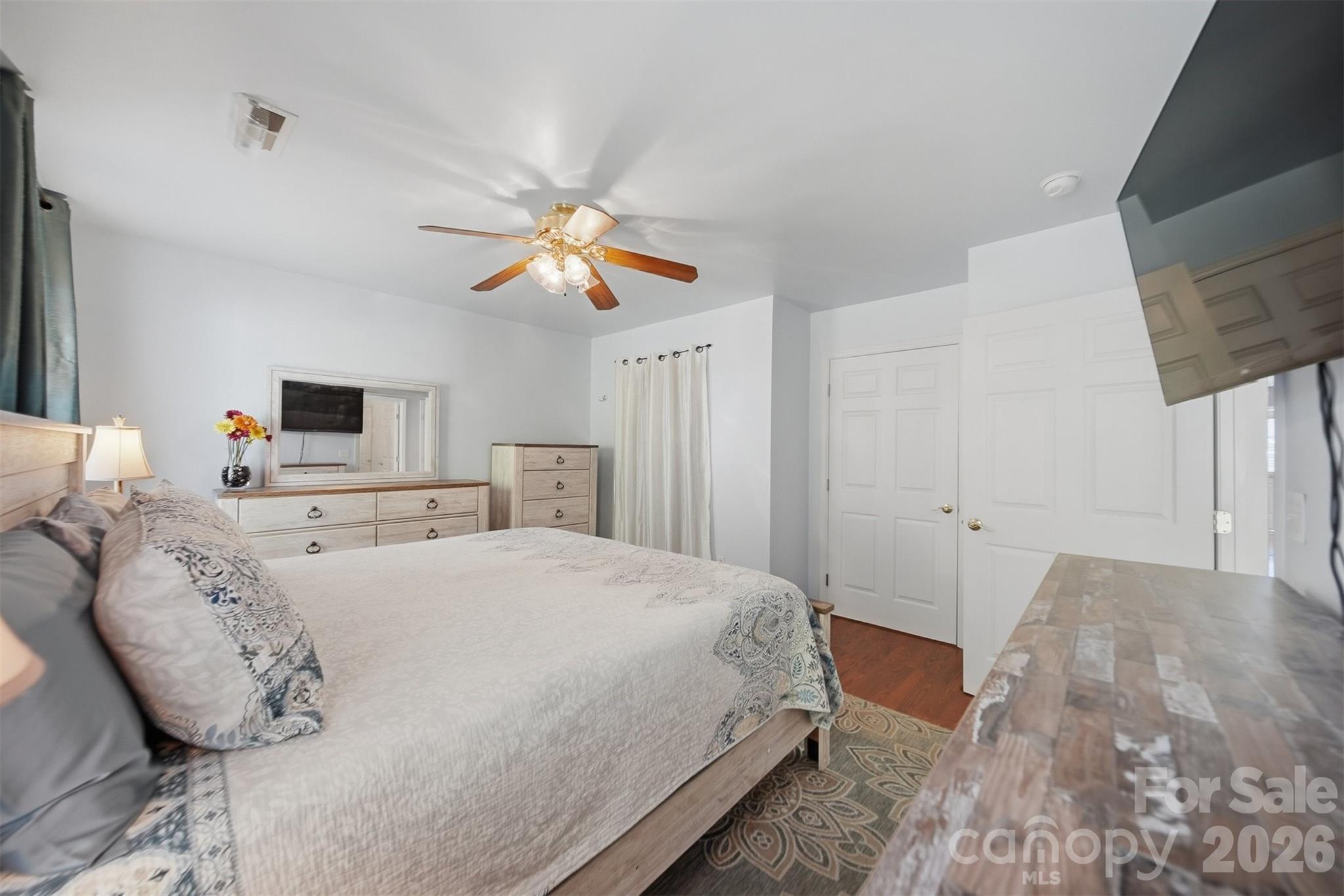1662 Golden Cedar Lane