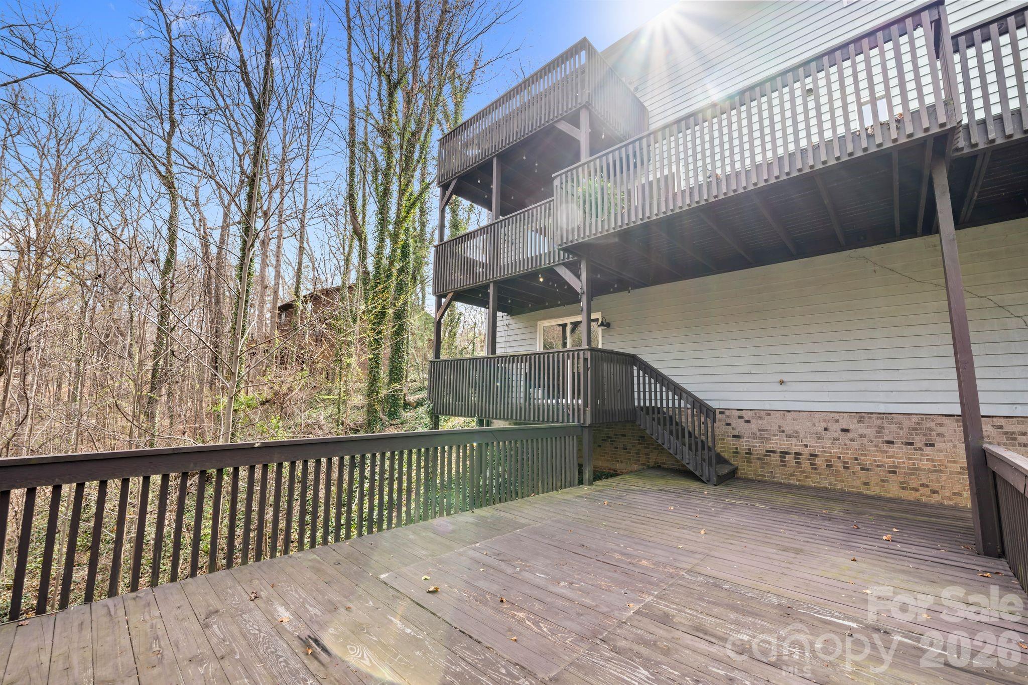 350 21st Avenue Drive NW