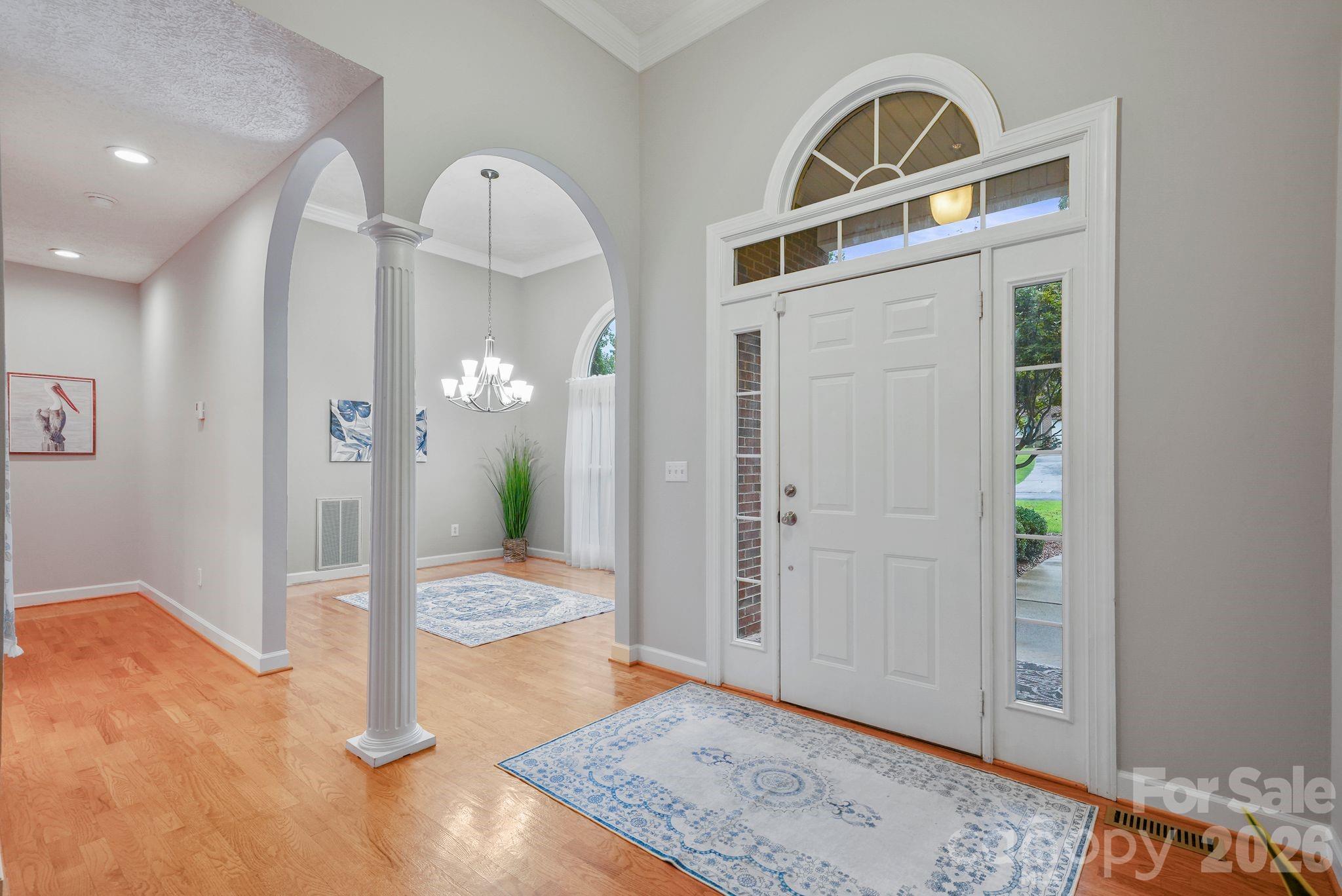 11 Greenway Drive