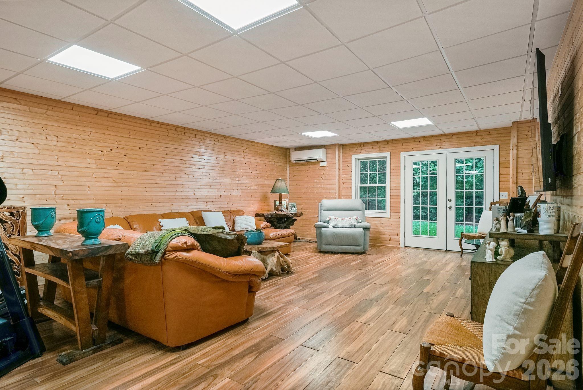 207 Lake Front Drive
