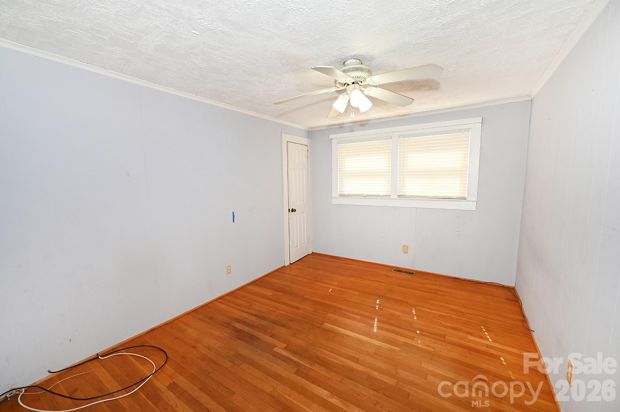 5190 Hidden Acres Lane